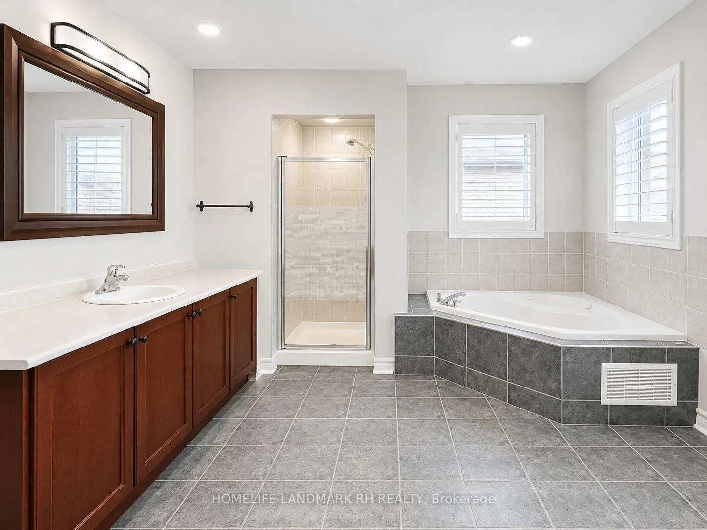 Photo 15 of 499 Pleasant Ridge Avenue, Vaughan, Patterson — HOMEH
