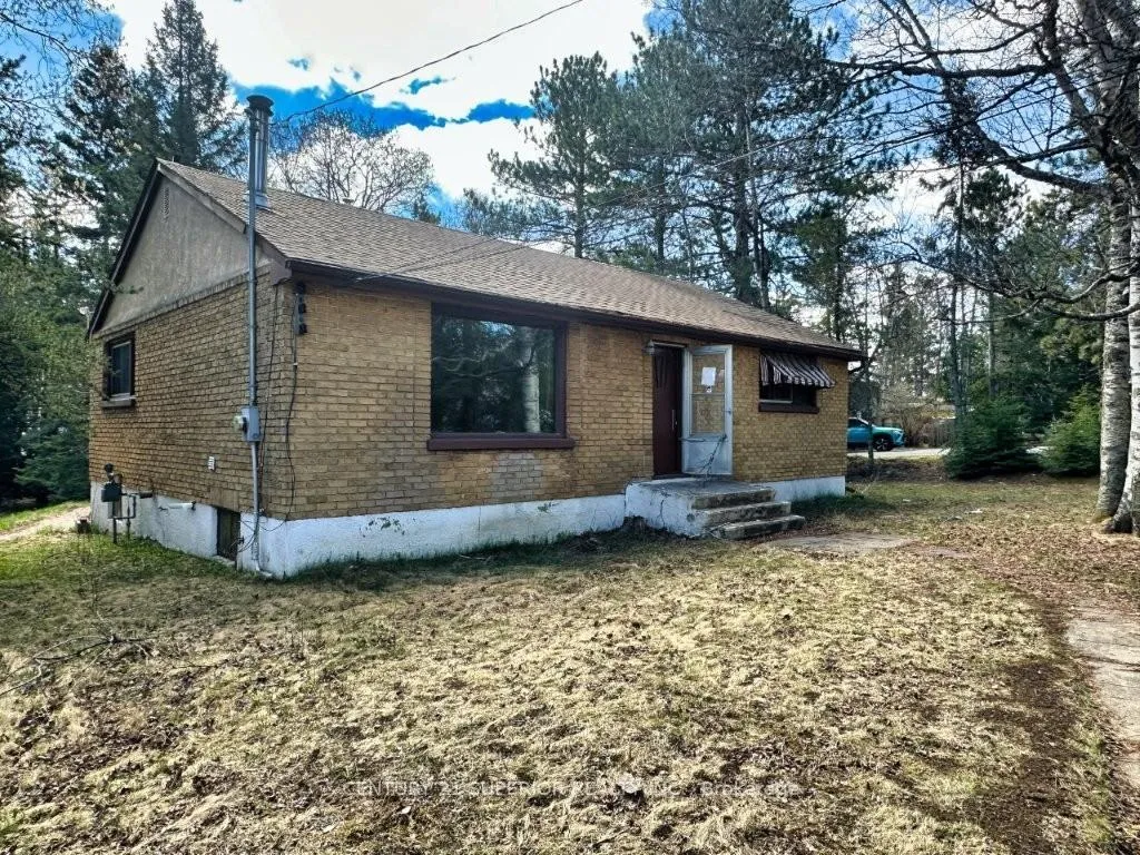 Photo 5 of 182 Hilldale Road, Thunder Bay, Dawson Heights — HOMEH