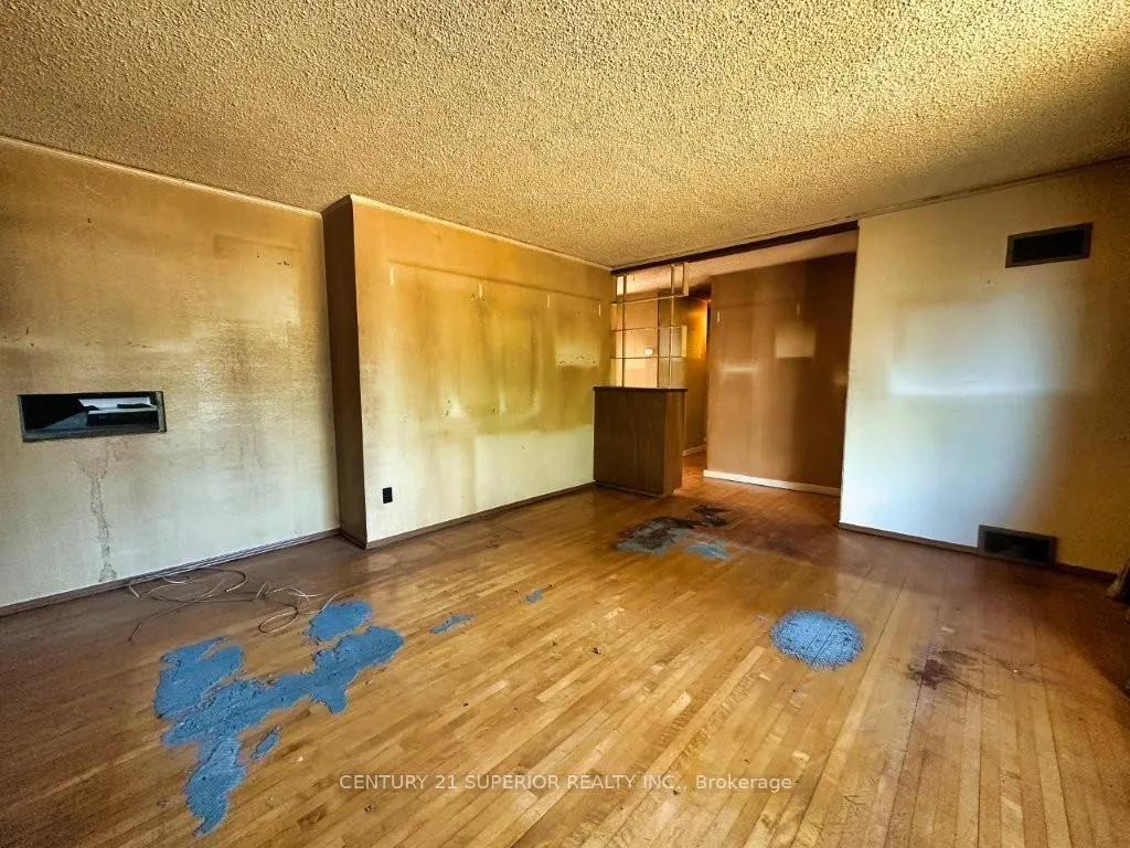 Photo 7 of 182 Hilldale Road, Thunder Bay, Dawson Heights — HOMEH
