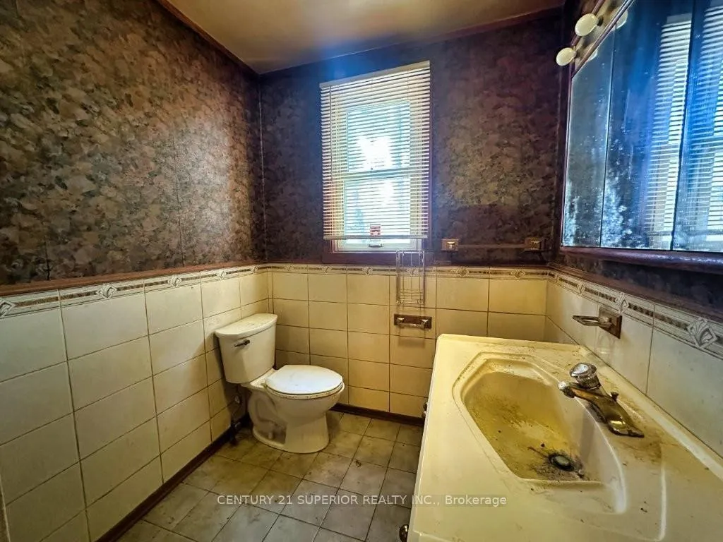 Photo 19 of 182 Hilldale Road, Thunder Bay, Dawson Heights — HOMEH