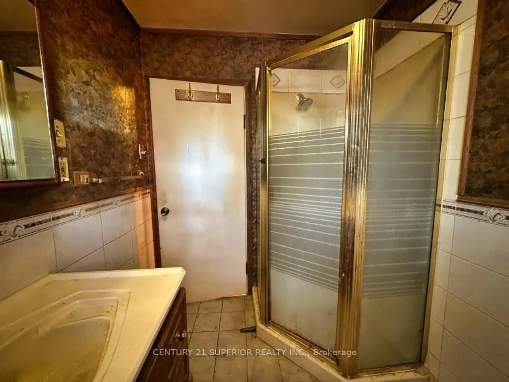 Photo 20 of 182 Hilldale Road, Thunder Bay, Dawson Heights — HOMEH