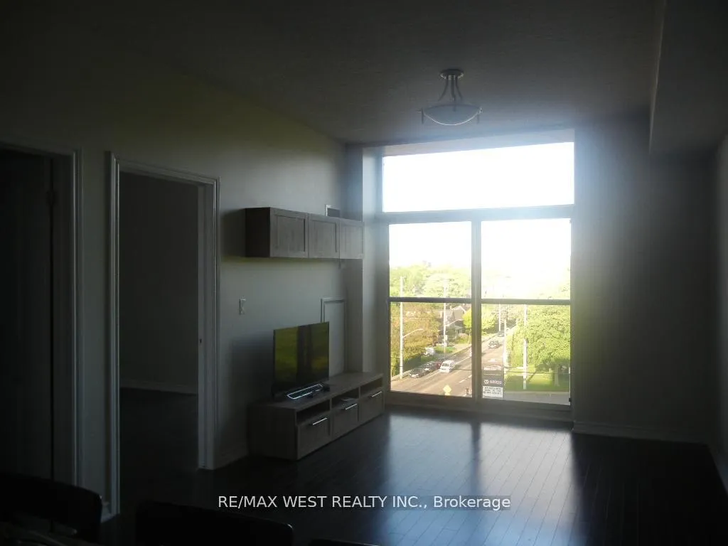 Photo 24 of Unit 406, 427 Aberdeen Avenue, Hamilton, Kirkendall — HOMEH