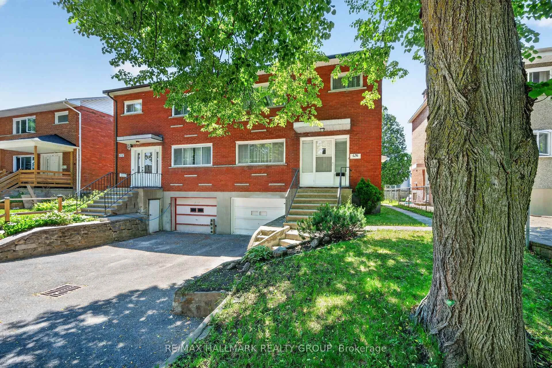 Photo 2 of 676 Morin Street, Ottawa, Castle Heights — HOMEH