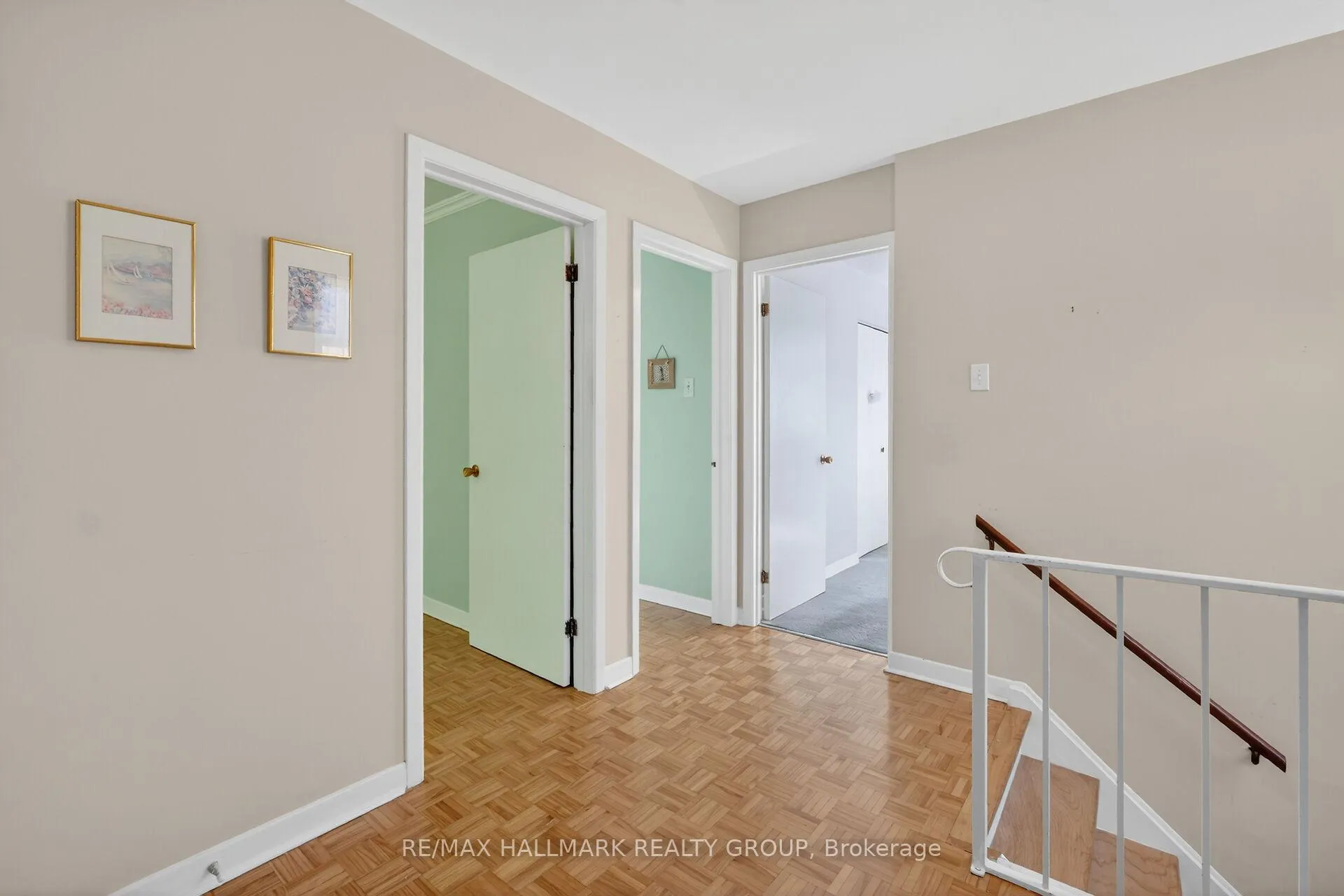 Photo 24 of 676 Morin Street, Ottawa, Castle Heights — HOMEH