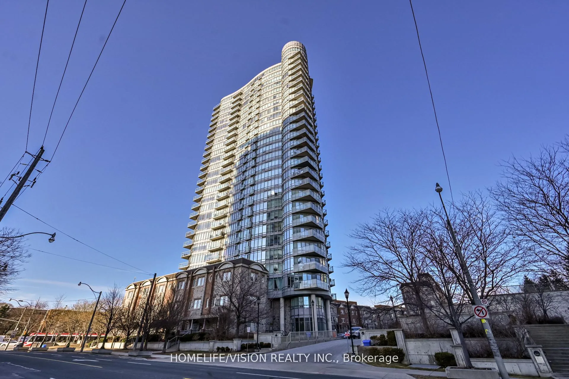 Photo 2 of Unit 508, 15 Windermere Avenue, Toronto, High Park-Swansea — HOMEH