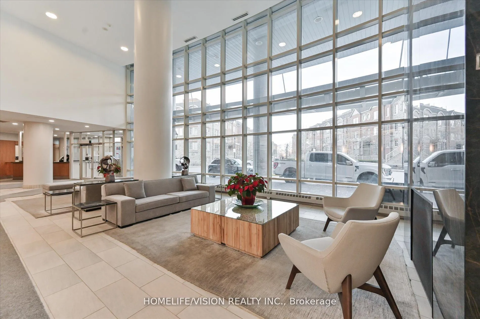 Photo 6 of Unit 508, 15 Windermere Avenue, Toronto, High Park-Swansea — HOMEH