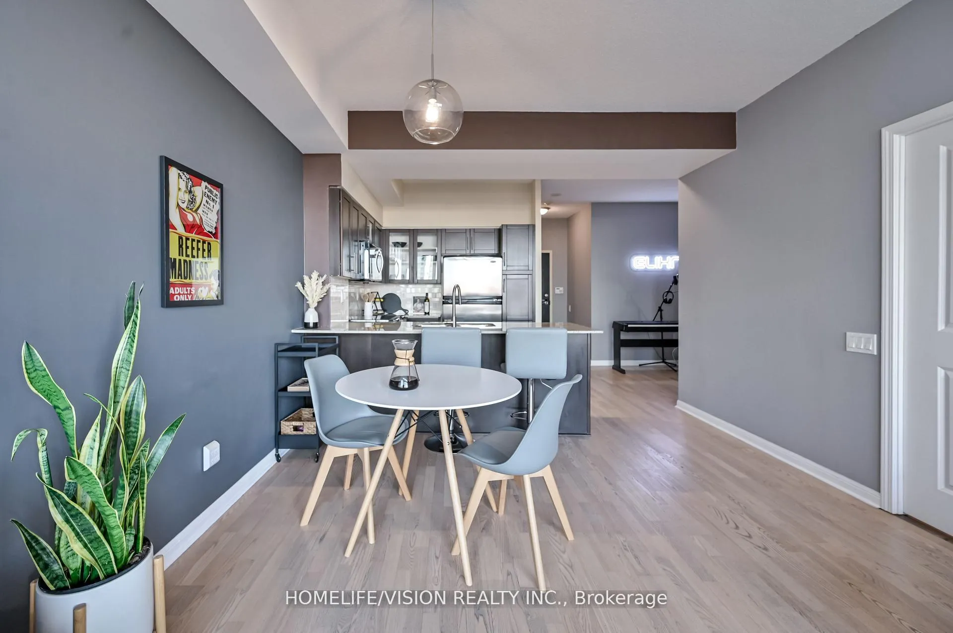 Photo 13 of Unit 508, 15 Windermere Avenue, Toronto, High Park-Swansea — HOMEH
