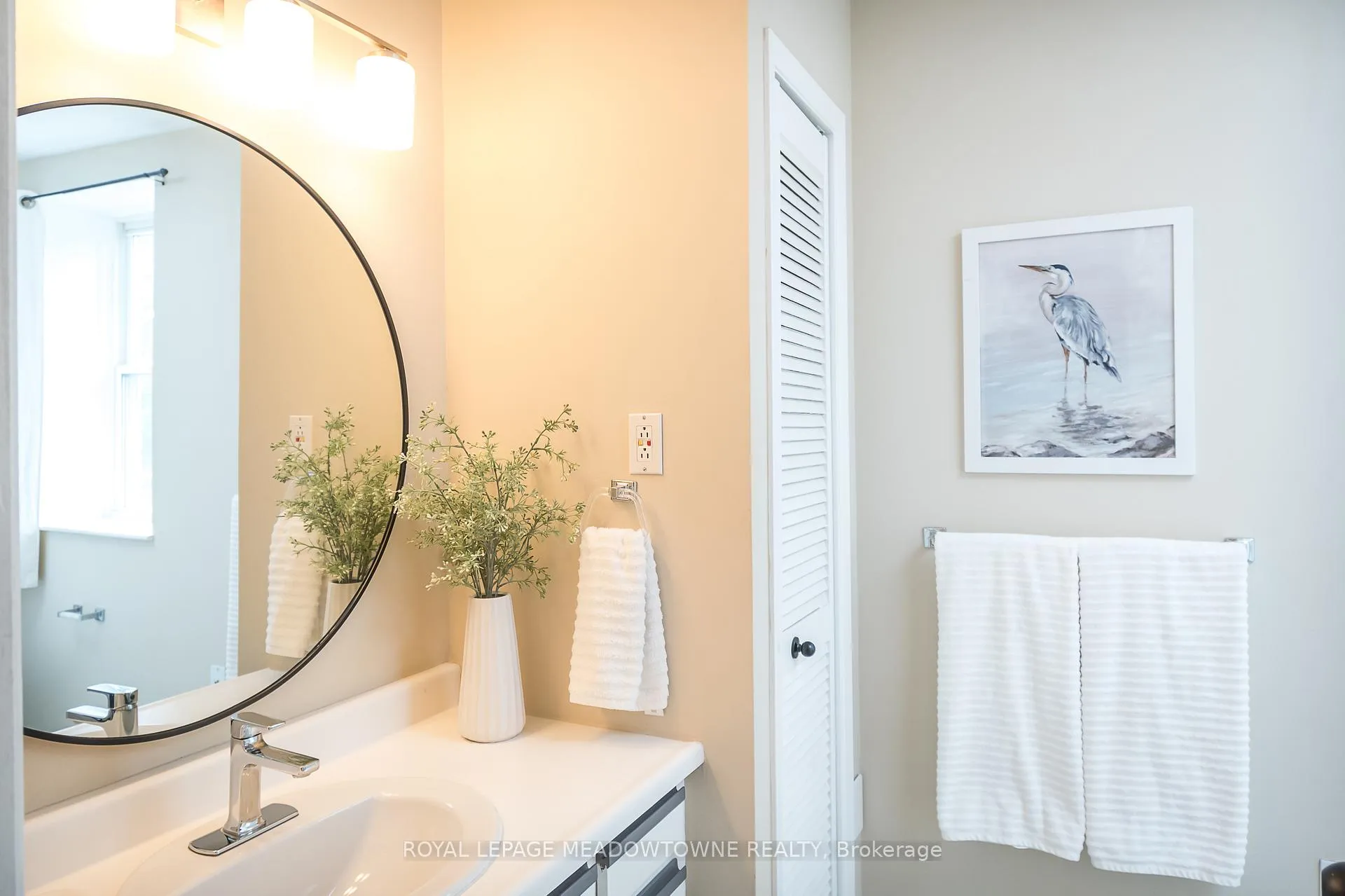 Photo 26 of 45 King Street, Halton Hills, Georgetown — HOMEH