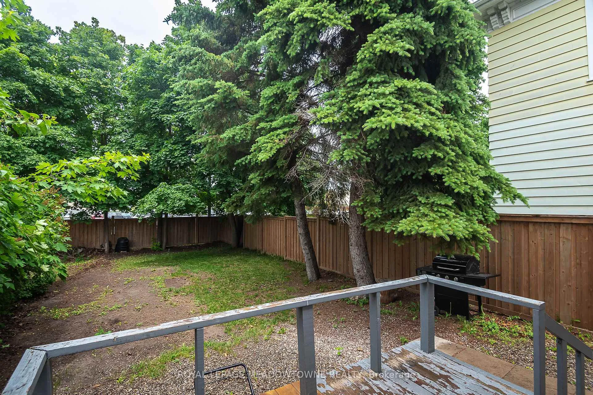 Photo 36 of 45 King Street, Halton Hills, Georgetown — HOMEH
