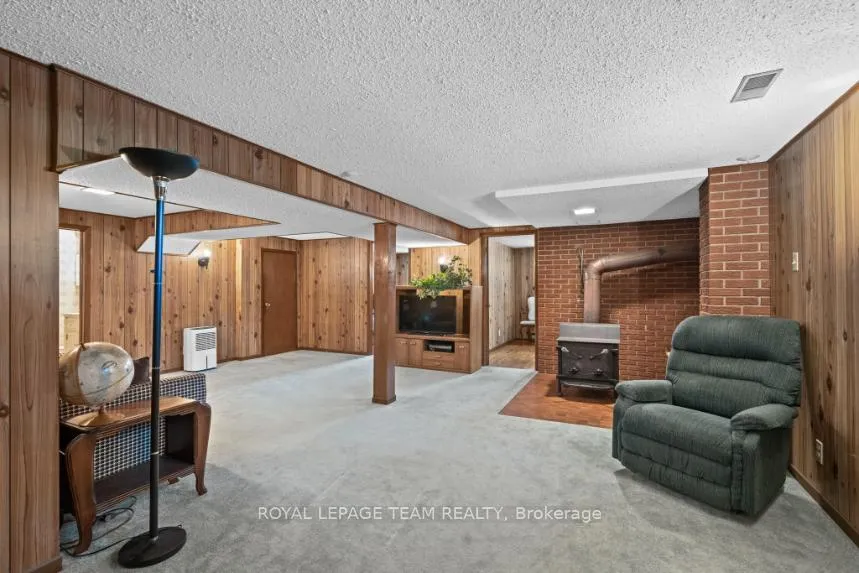 Photo 26 of 1218 Cline Crescent, Ottawa, Bel Air Heights — HOMEH