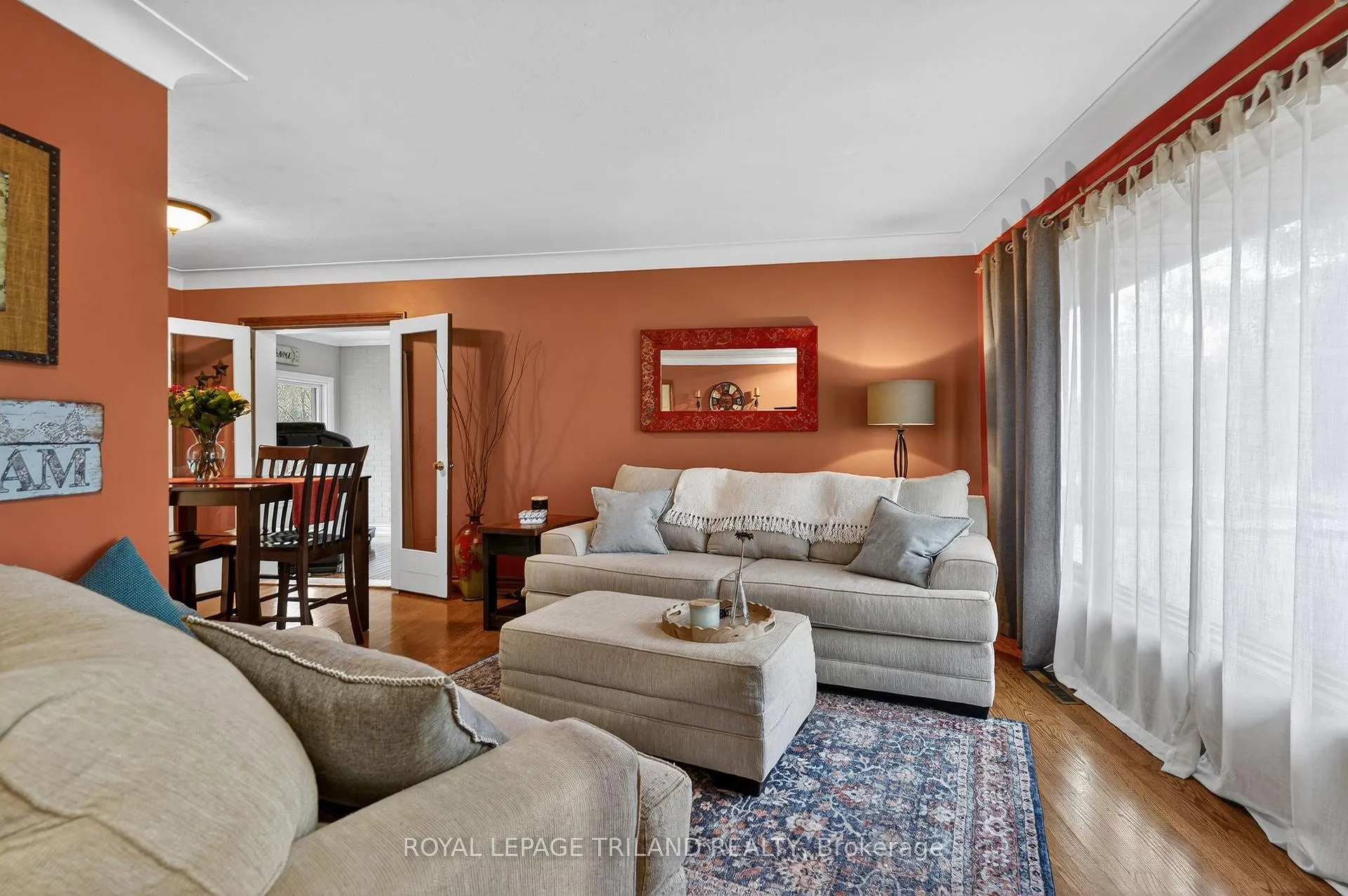 Photo 8 of 501 Boler Road, London, South K — HOMEH