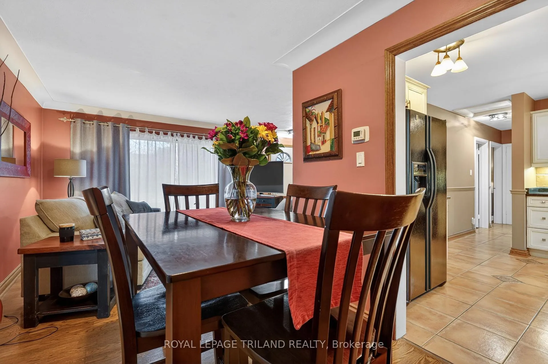 Photo 11 of 501 Boler Road, London, South K — HOMEH