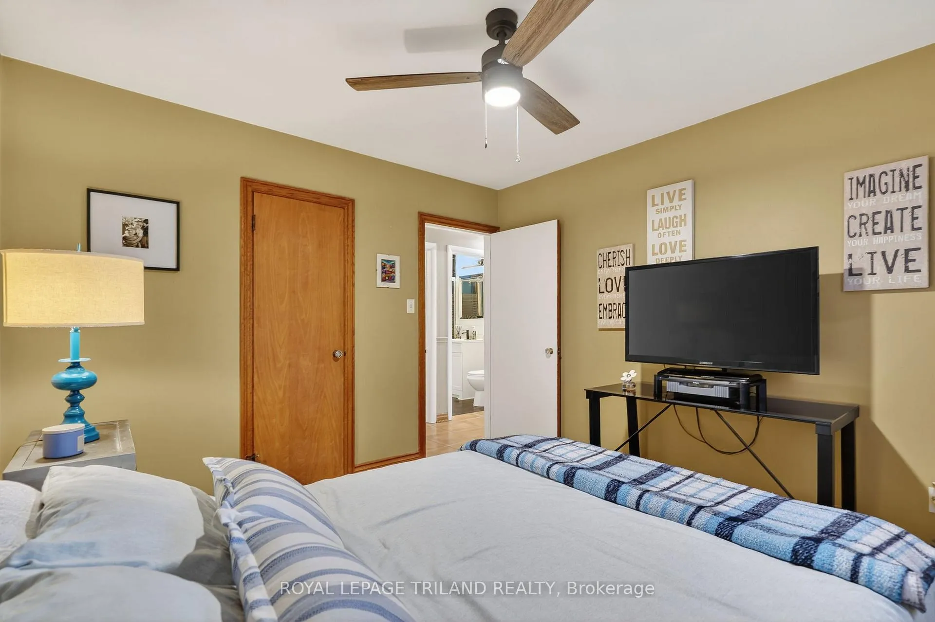 Photo 17 of 501 Boler Road, London, South K — HOMEH