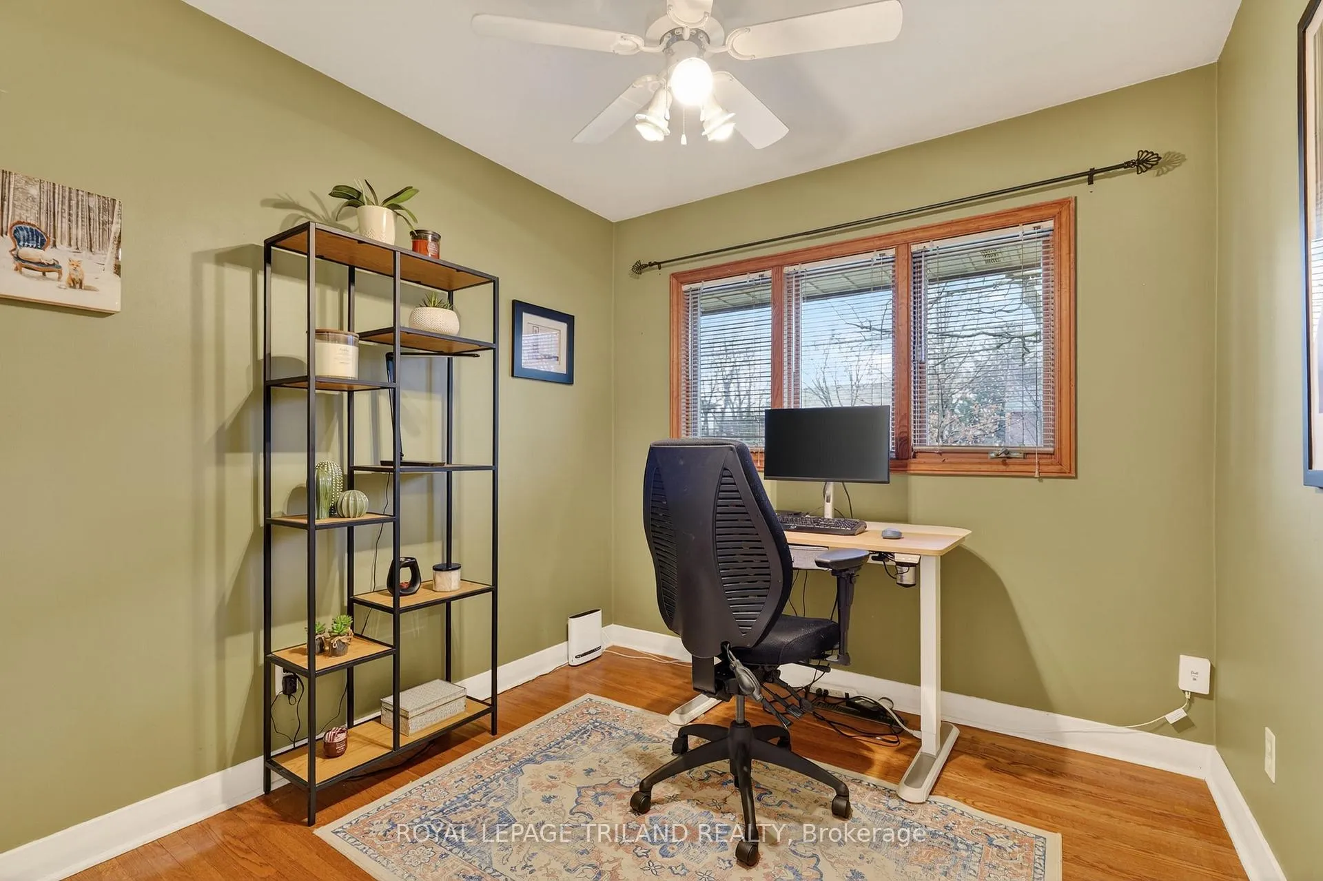 Photo 18 of 501 Boler Road, London, South K — HOMEH