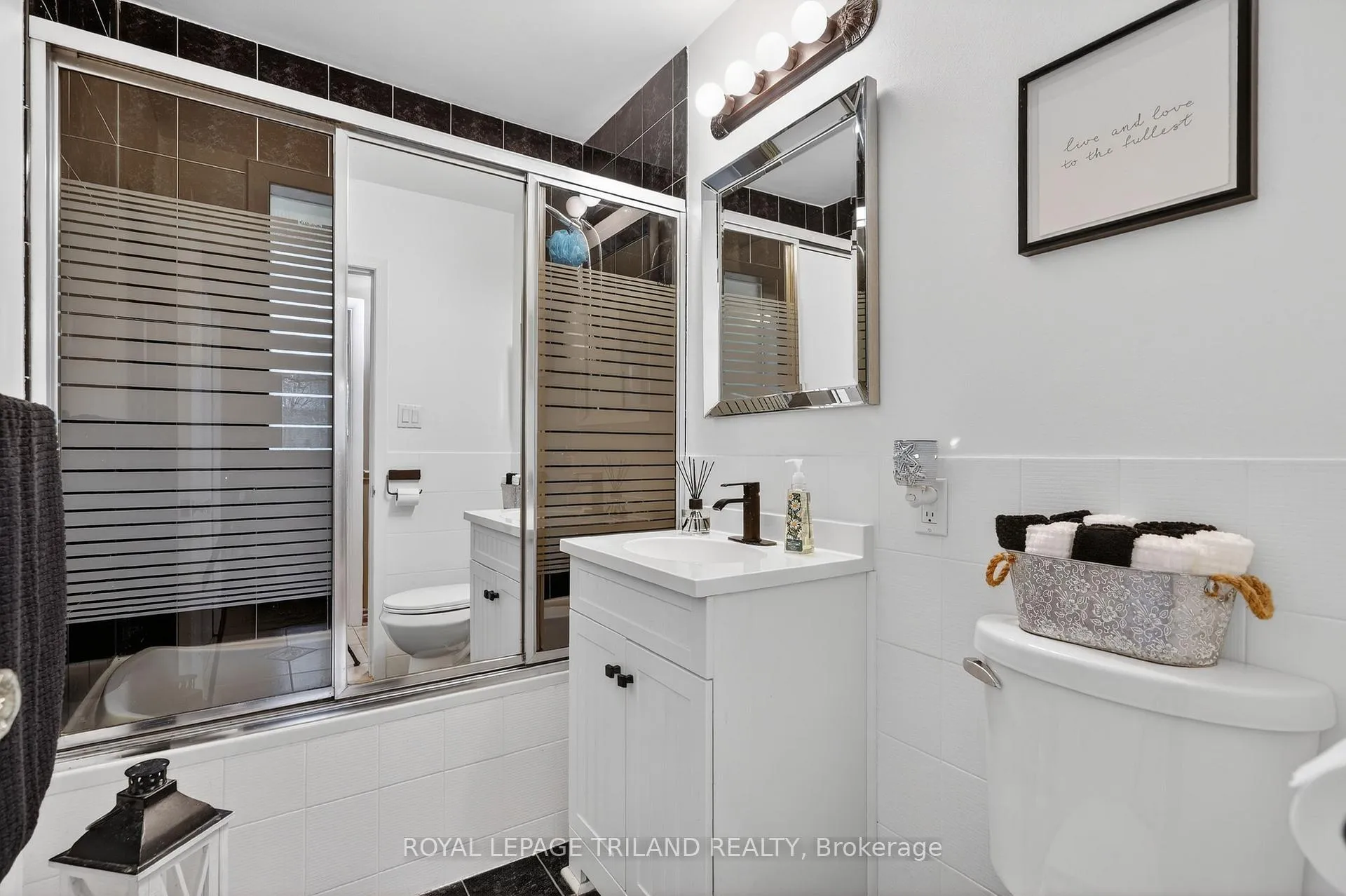 Photo 20 of 501 Boler Road, London, South K — HOMEH