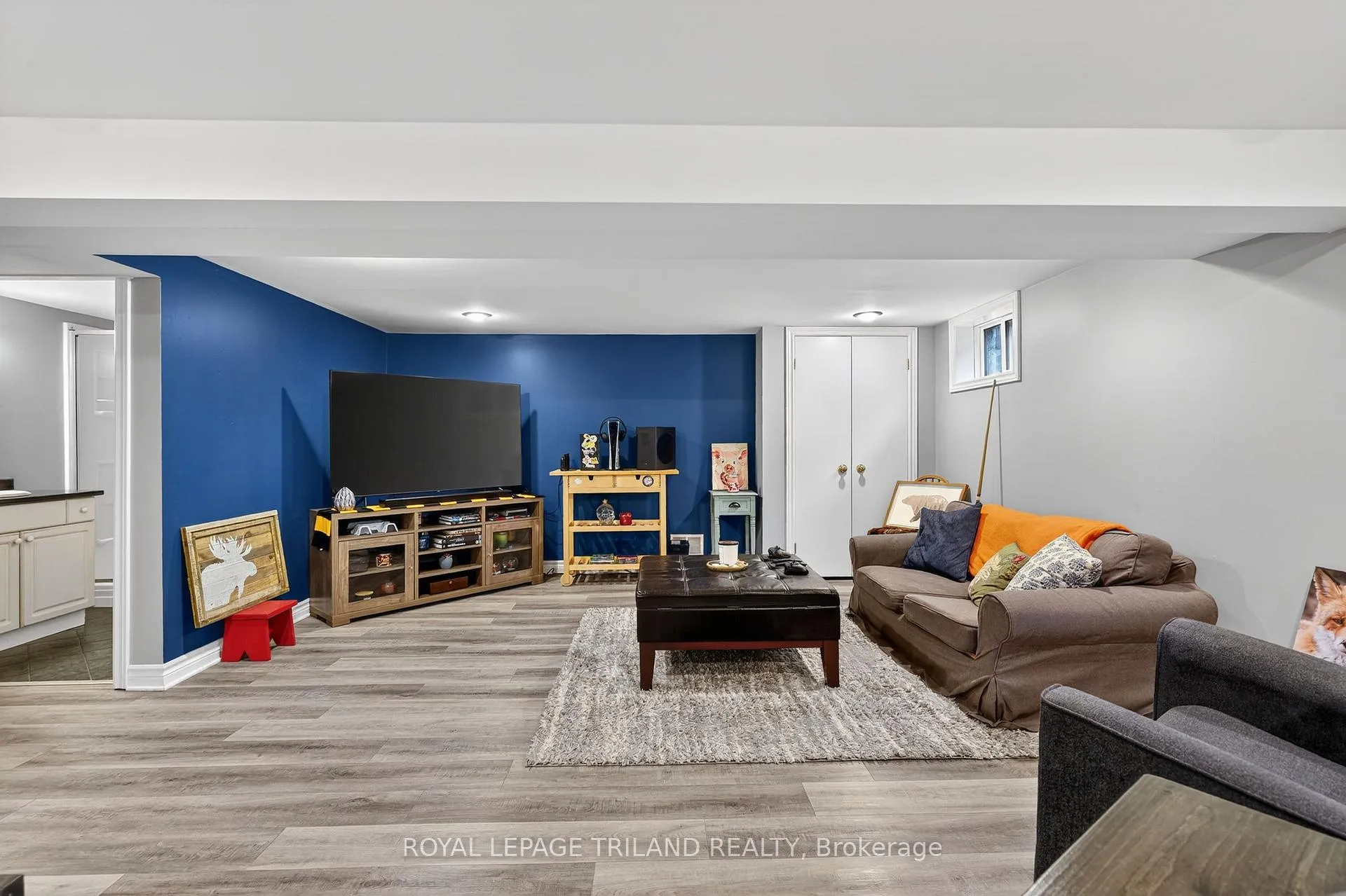 Photo 23 of 501 Boler Road, London, South K — HOMEH