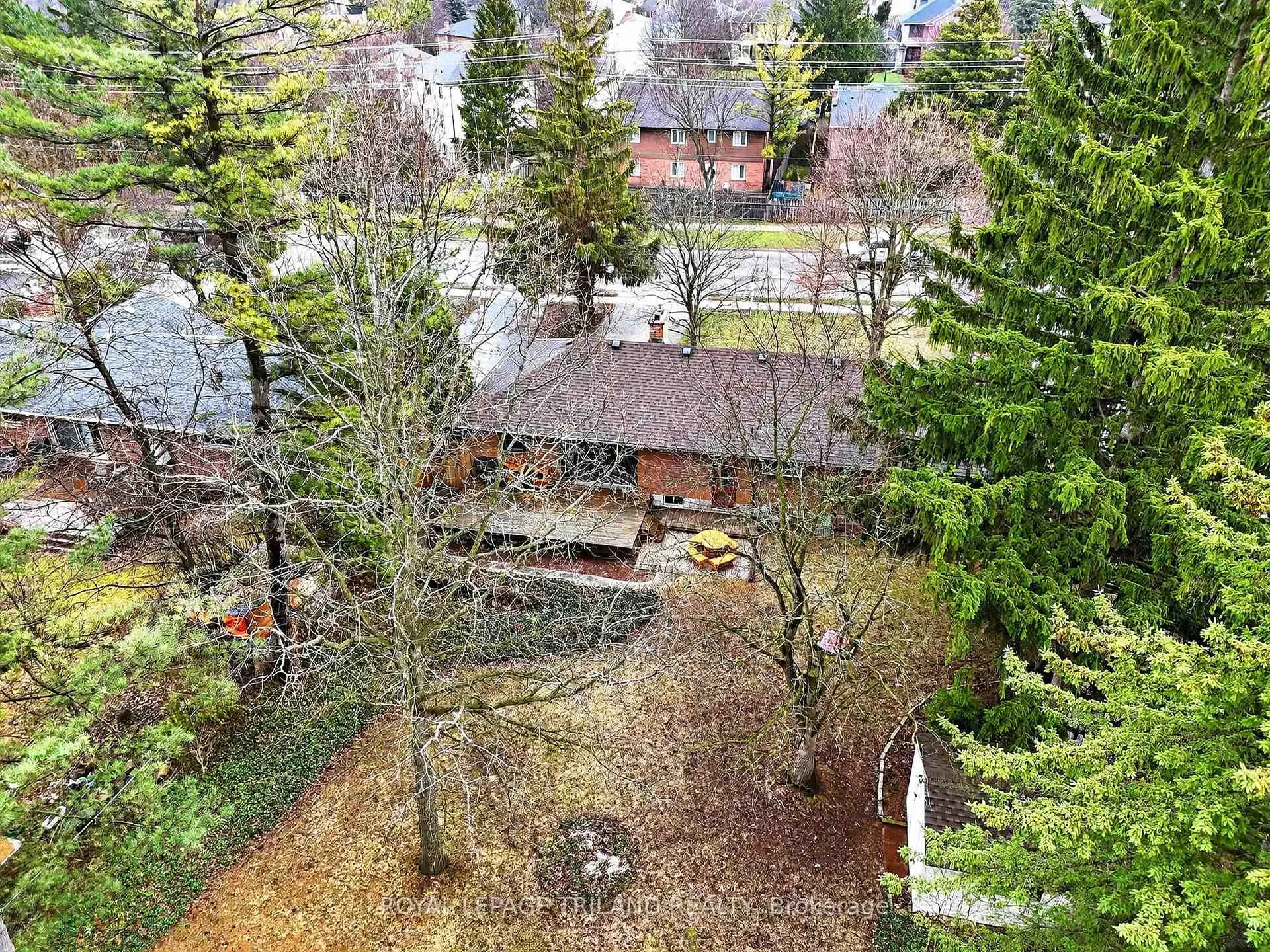 Photo 39 of 501 Boler Road, London, South K — HOMEH