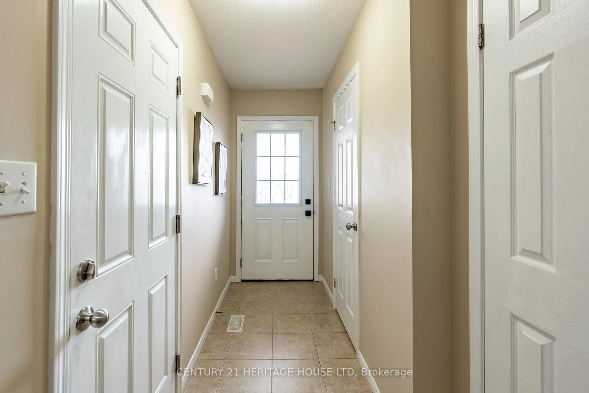 Photo 4 of 177 Maitland Street, Kitchener — HOMEH
