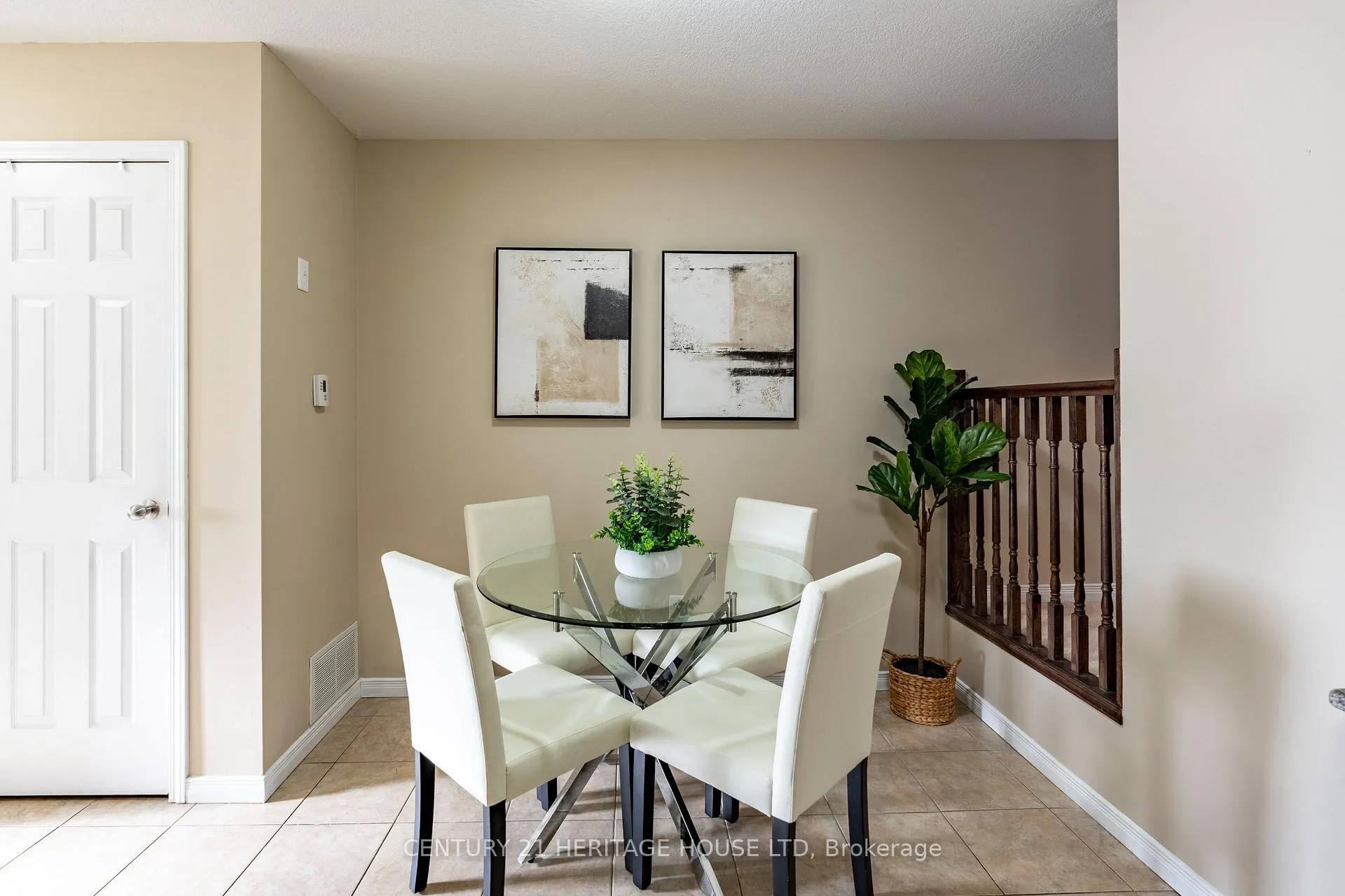 Photo 5 of 177 Maitland Street, Kitchener — HOMEH