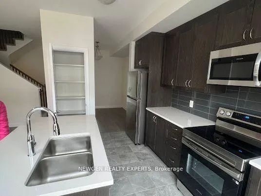 Photo 9 of 191 Invention Boulevard, Ottawa, Kanata - Morgan's Grant/South March — HOMEH