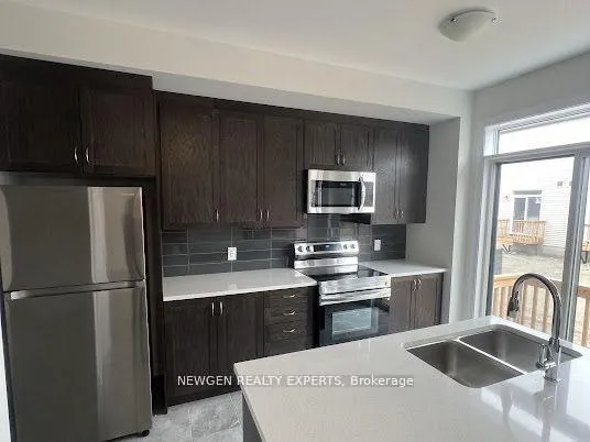 Photo 11 of 191 Invention Boulevard, Ottawa, Kanata - Morgan's Grant/South March — HOMEH