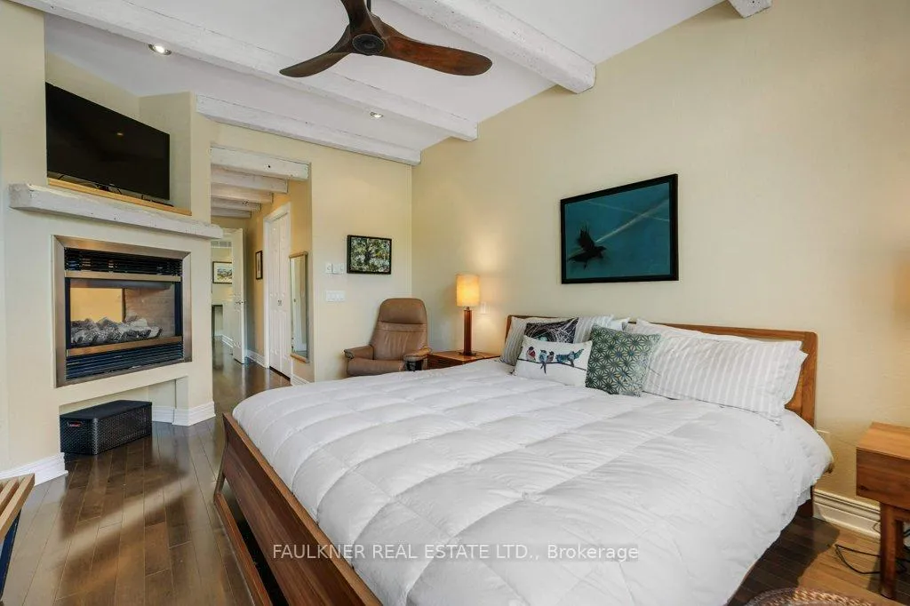 Photo 15 of Unit A, 290 First Avenue, Ottawa, Glebe — HOMEH
