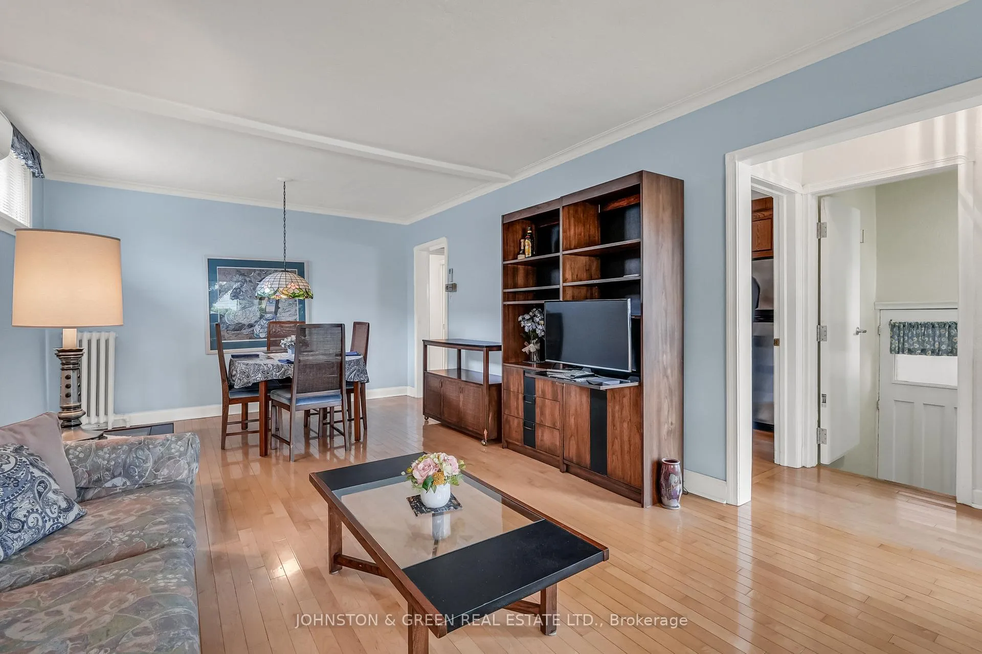 Photo 3 of 498 Plains Road, Toronto, East York — HOMEH