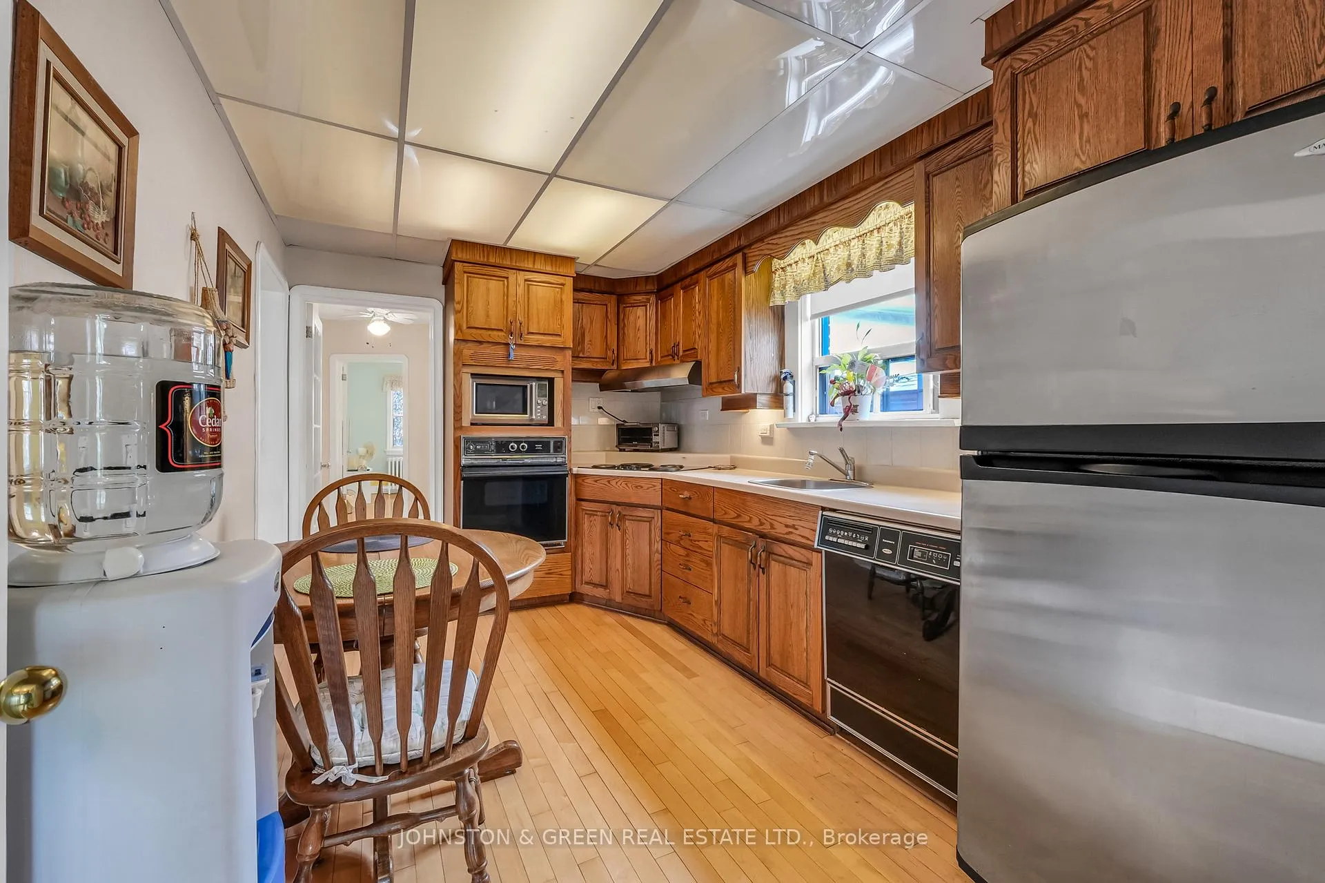 Photo 11 of 498 Plains Road, Toronto, East York — HOMEH