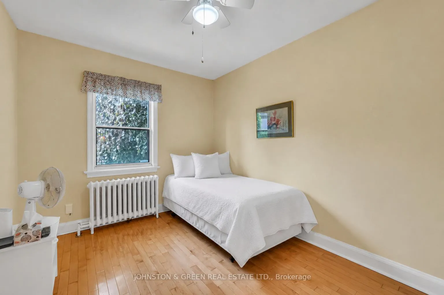 Photo 17 of 498 Plains Road, Toronto, East York — HOMEH