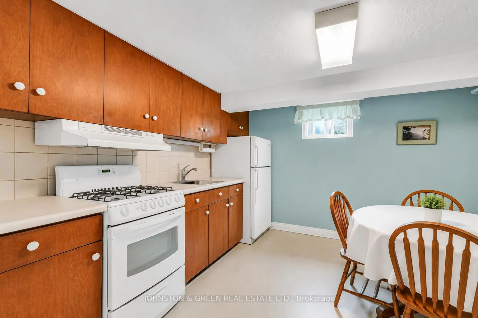 Photo 28 of 498 Plains Road, Toronto, East York — HOMEH