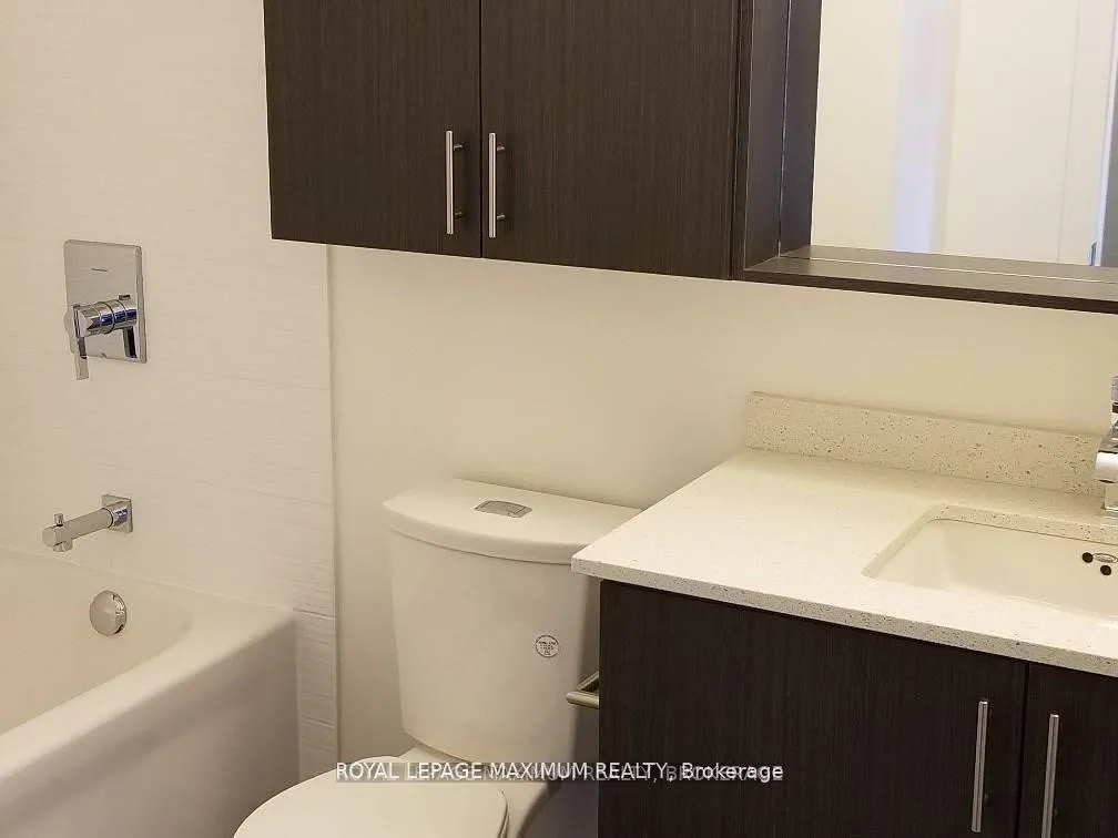 Photo 4 of Unit 3210, 3600 Highway 7 Road, Vaughan, Vaughan Corporate Centre — HOMEH