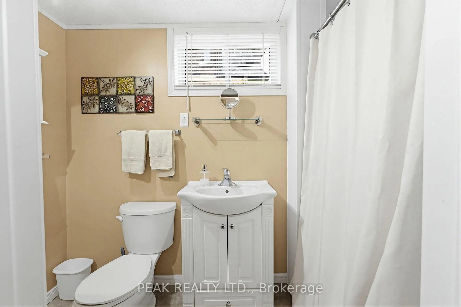 Photo 28 of 28 Ridgewood Drive, Brantford — HOMEH