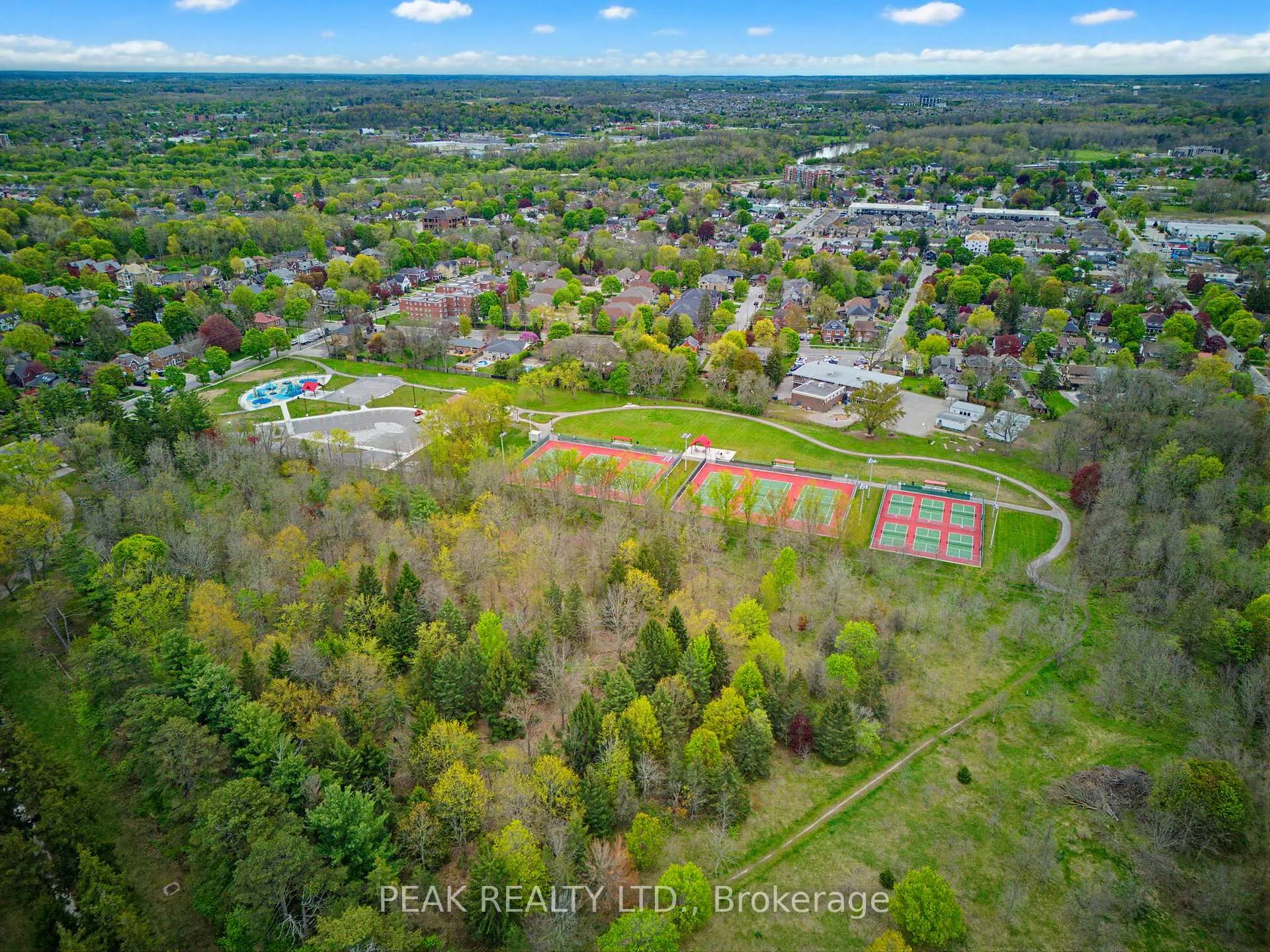 Photo 44 of 28 Ridgewood Drive, Brantford — HOMEH