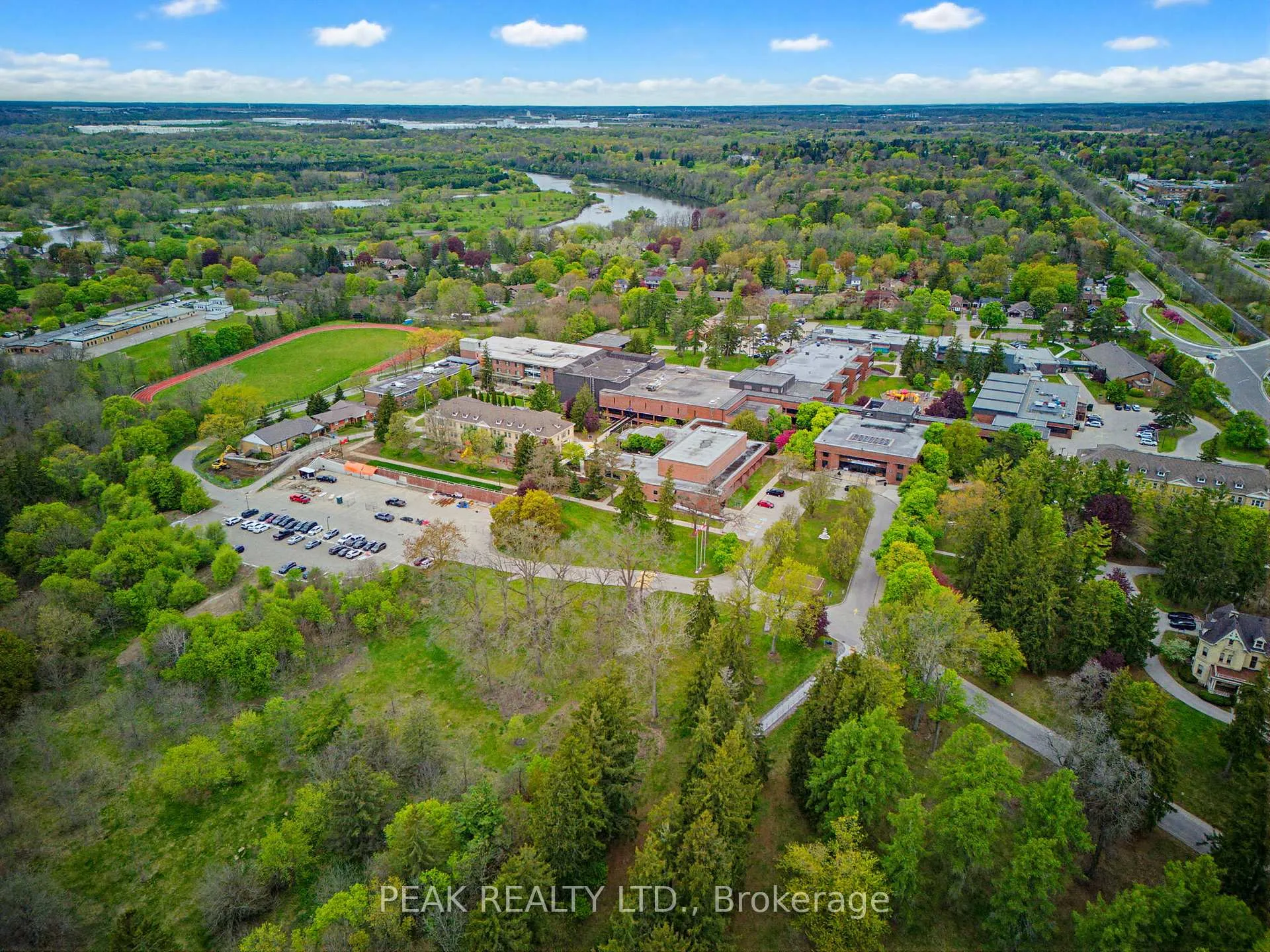 Photo 45 of 28 Ridgewood Drive, Brantford — HOMEH