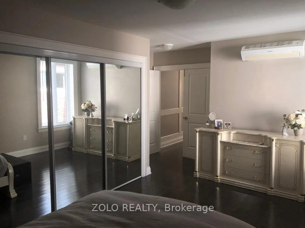 Photo 10 of Unit 2, 823 Lansdowne Avenue, Toronto, Dovercourt-Wallace Emerson-Junction — HOMEH