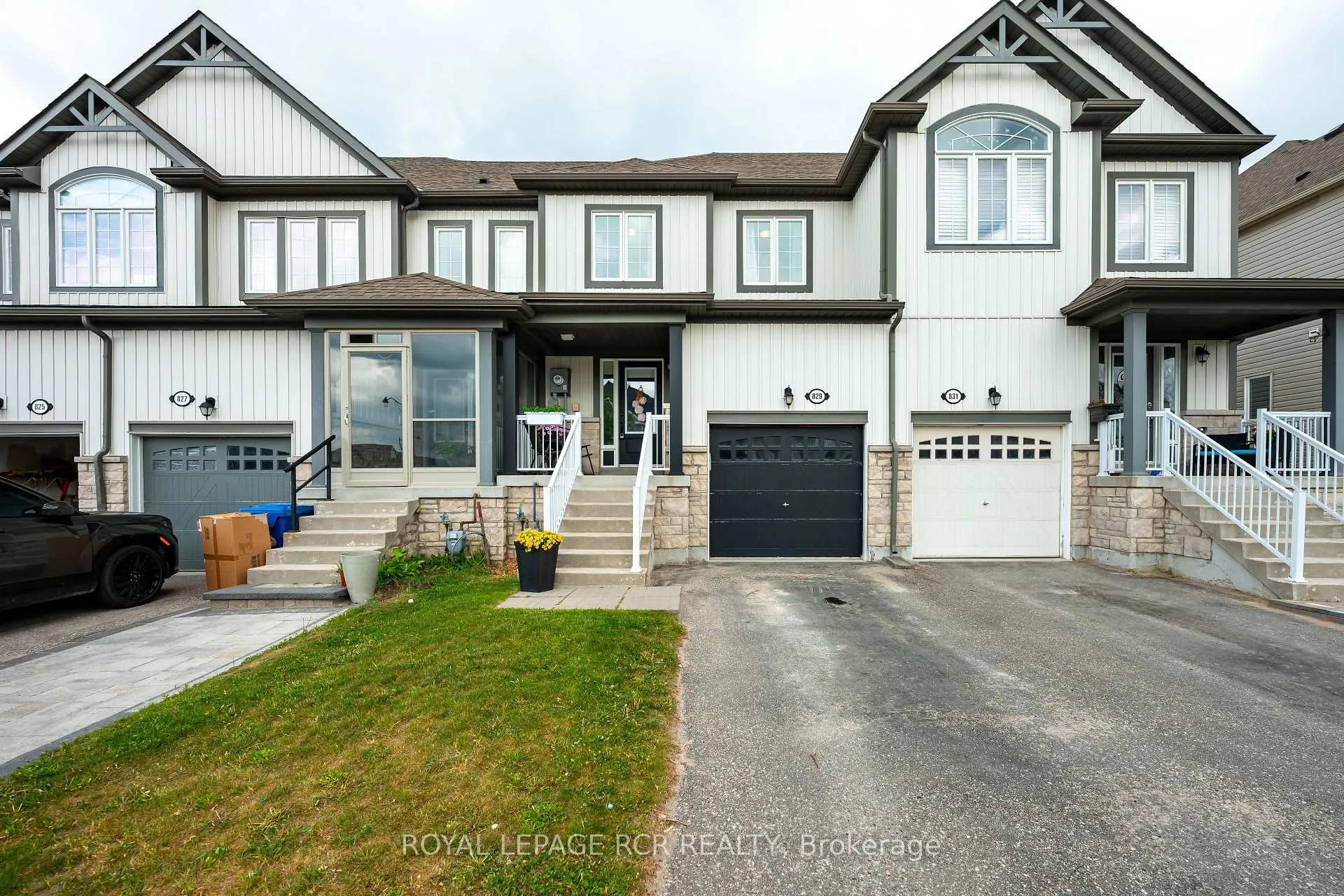 Photo 1 of 829 Cook Crescent, Shelburne — HOMEH