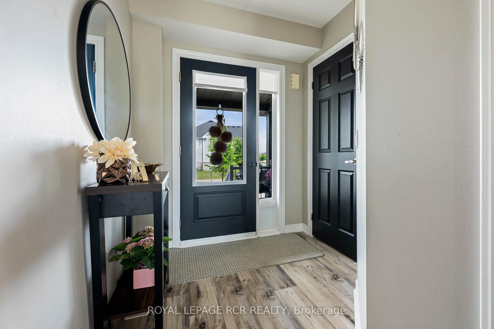 Photo 3 of 829 Cook Crescent, Shelburne — HOMEH