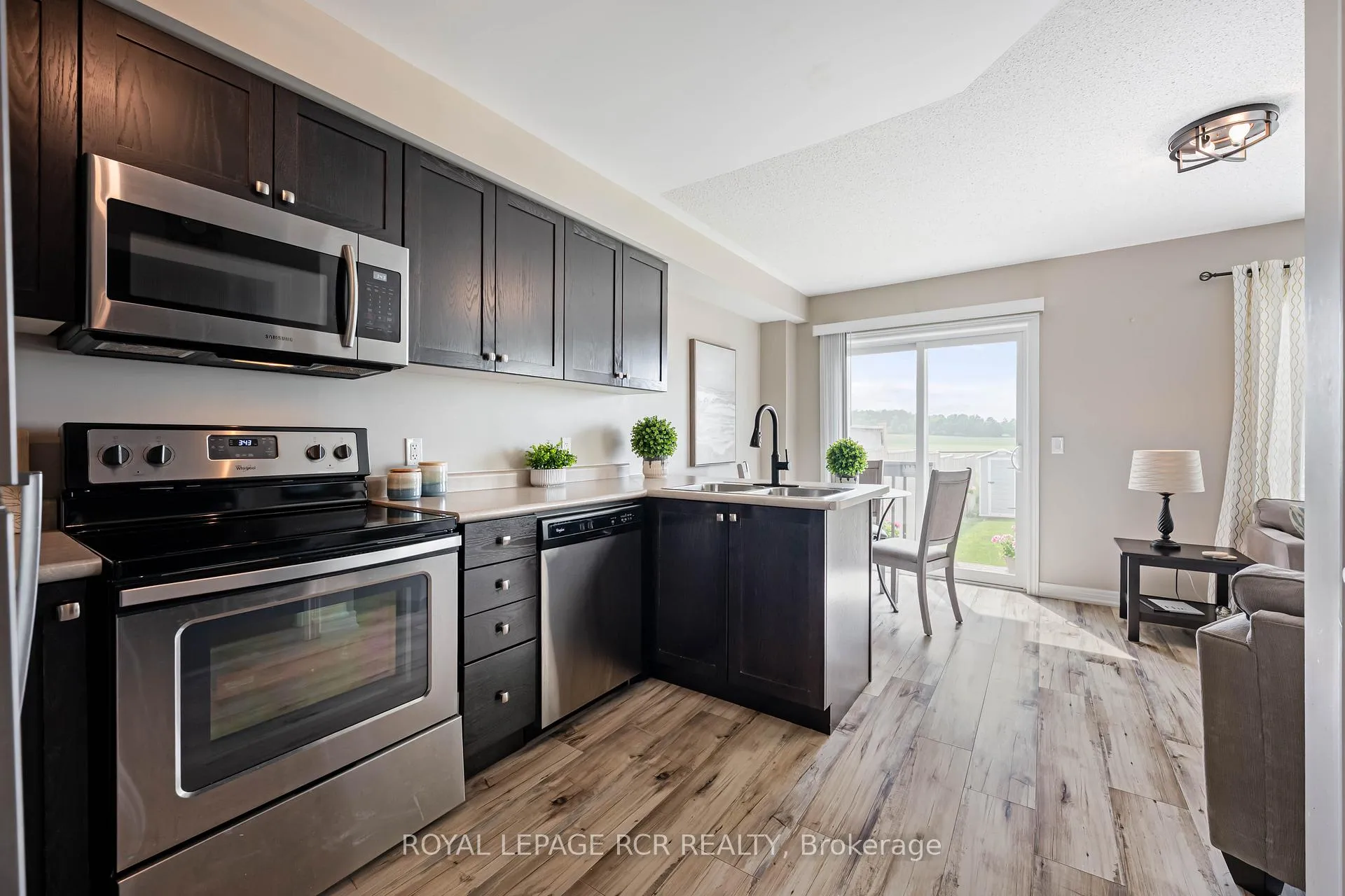 Photo 5 of 829 Cook Crescent, Shelburne — HOMEH