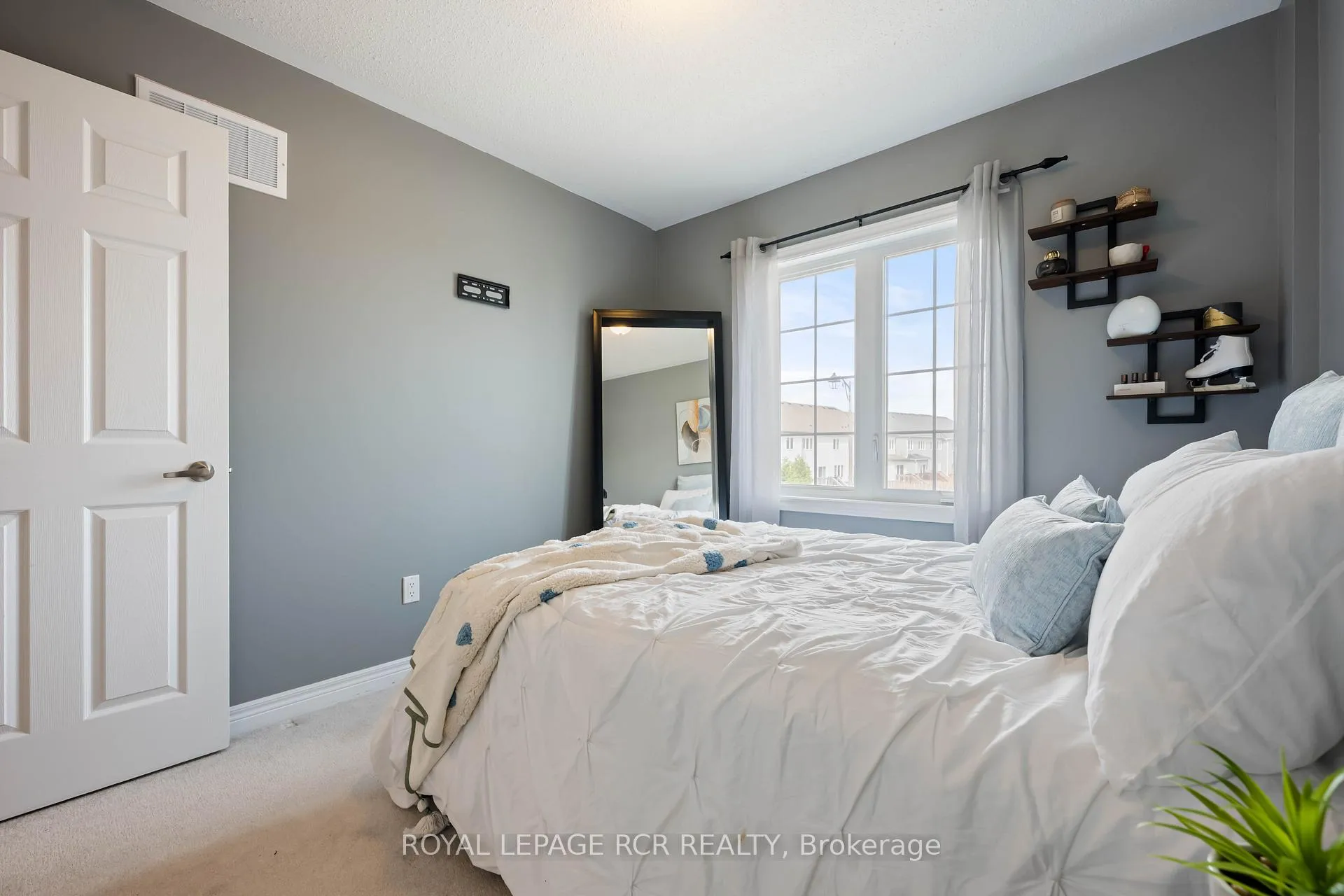 Photo 12 of 829 Cook Crescent, Shelburne — HOMEH