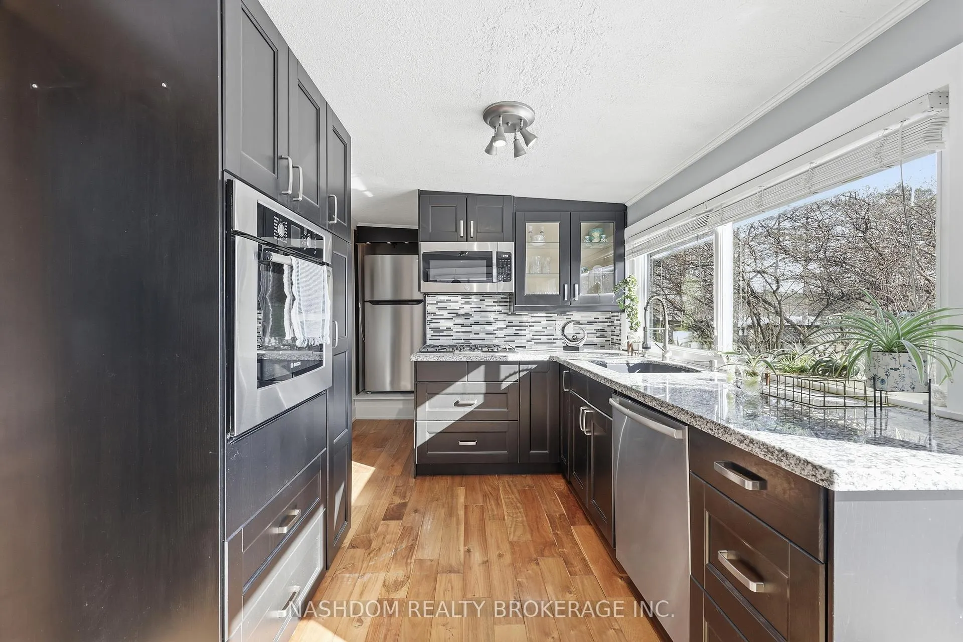 Photo 14 of 31 Hunter Street, Hamilton, Dundas — HOMEH