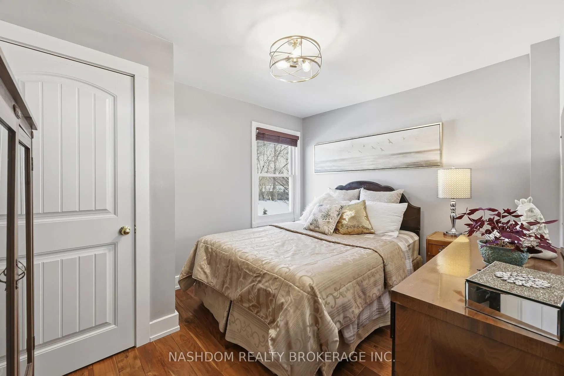 Photo 21 of 31 Hunter Street, Hamilton, Dundas — HOMEH