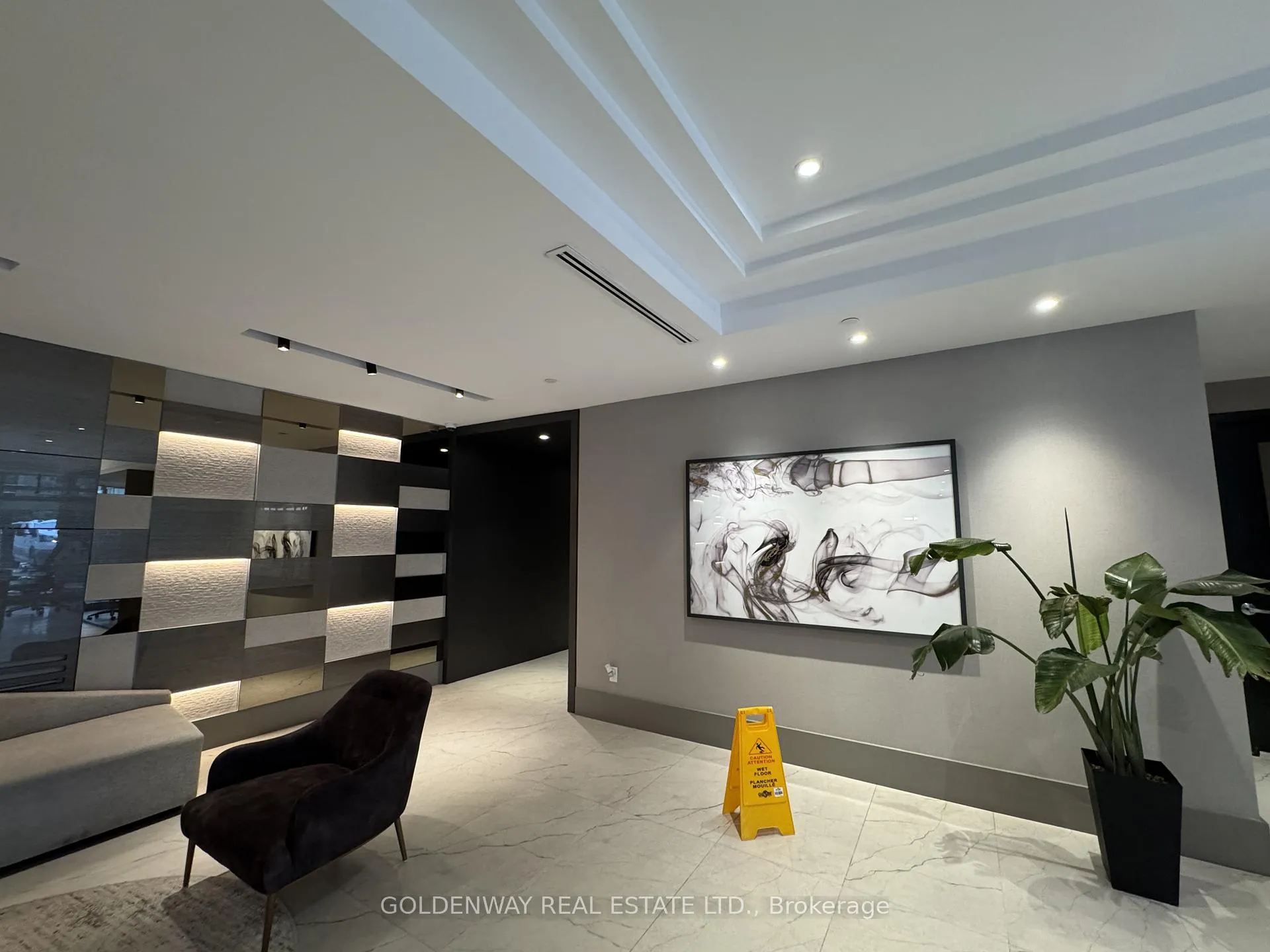 Photo 2 of Unit 405, 55 Duke Street W, Kitchener — HOMEH