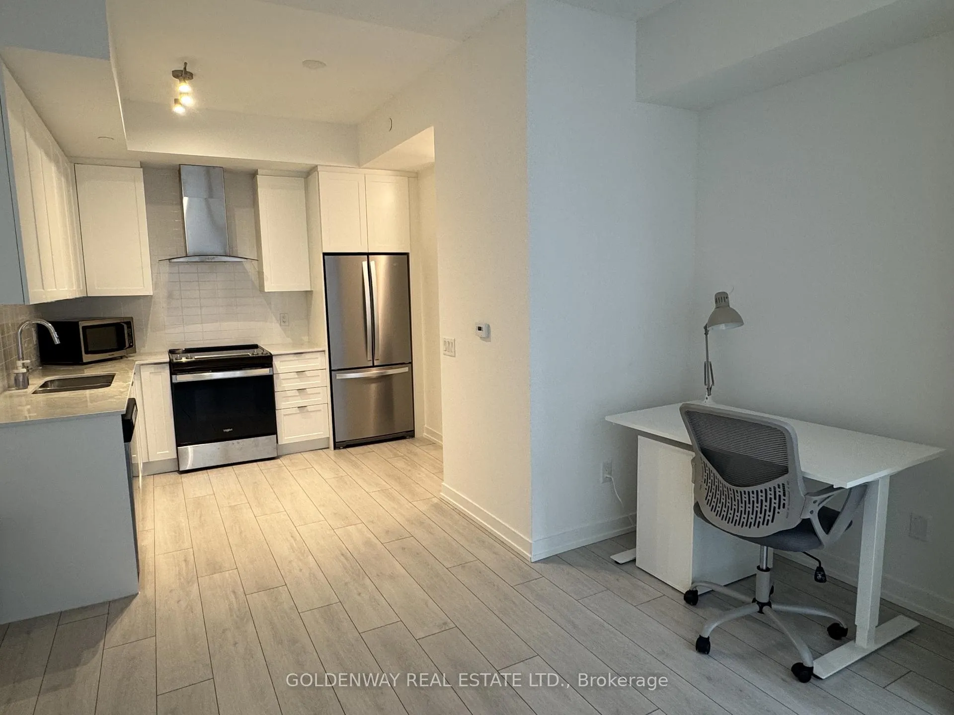 Photo 5 of Unit 405, 55 Duke Street W, Kitchener — HOMEH