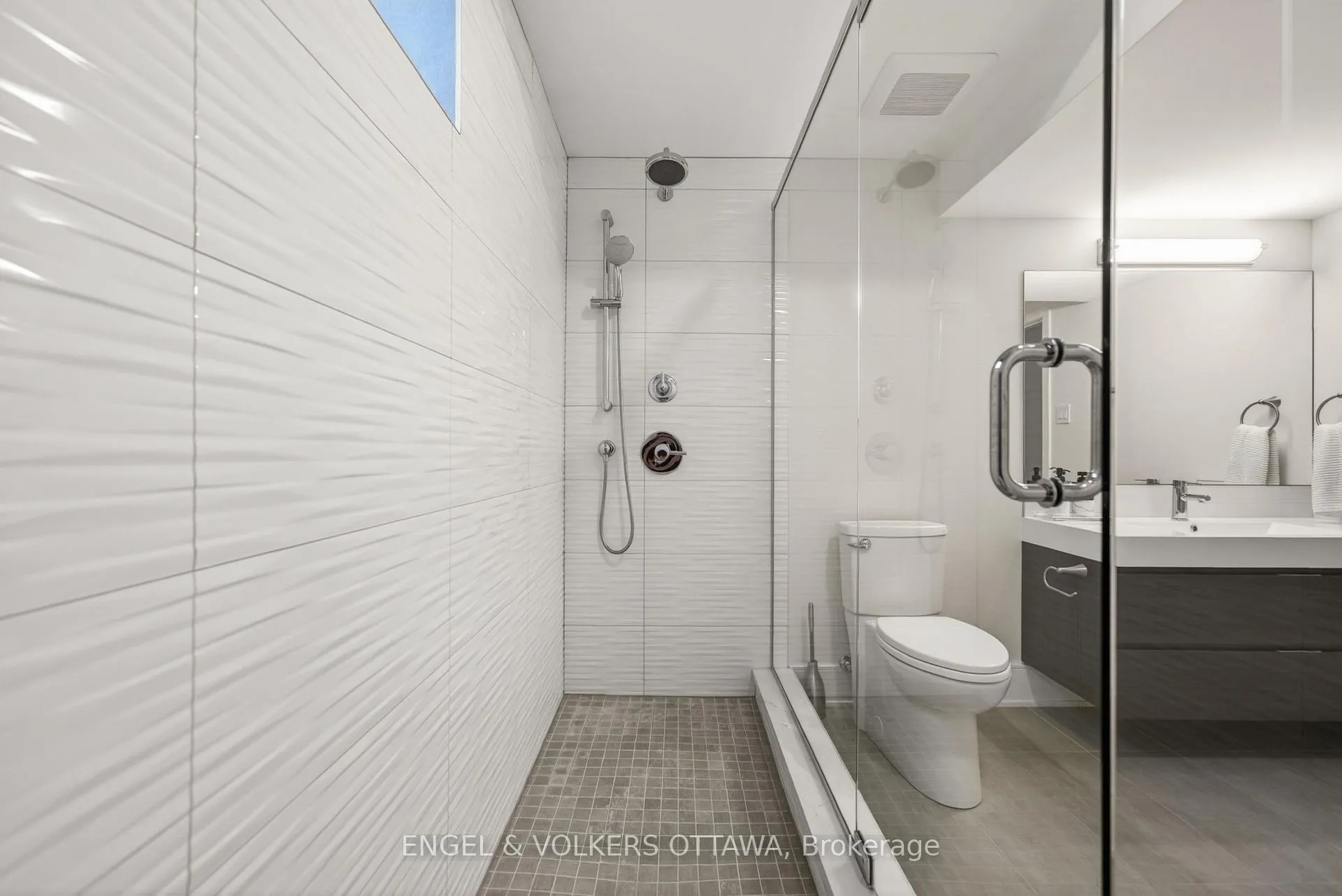 Photo 41 of 102 Granton Avenue, Ottawa, Meadowlands/St. Claire Gardens — HOMEH