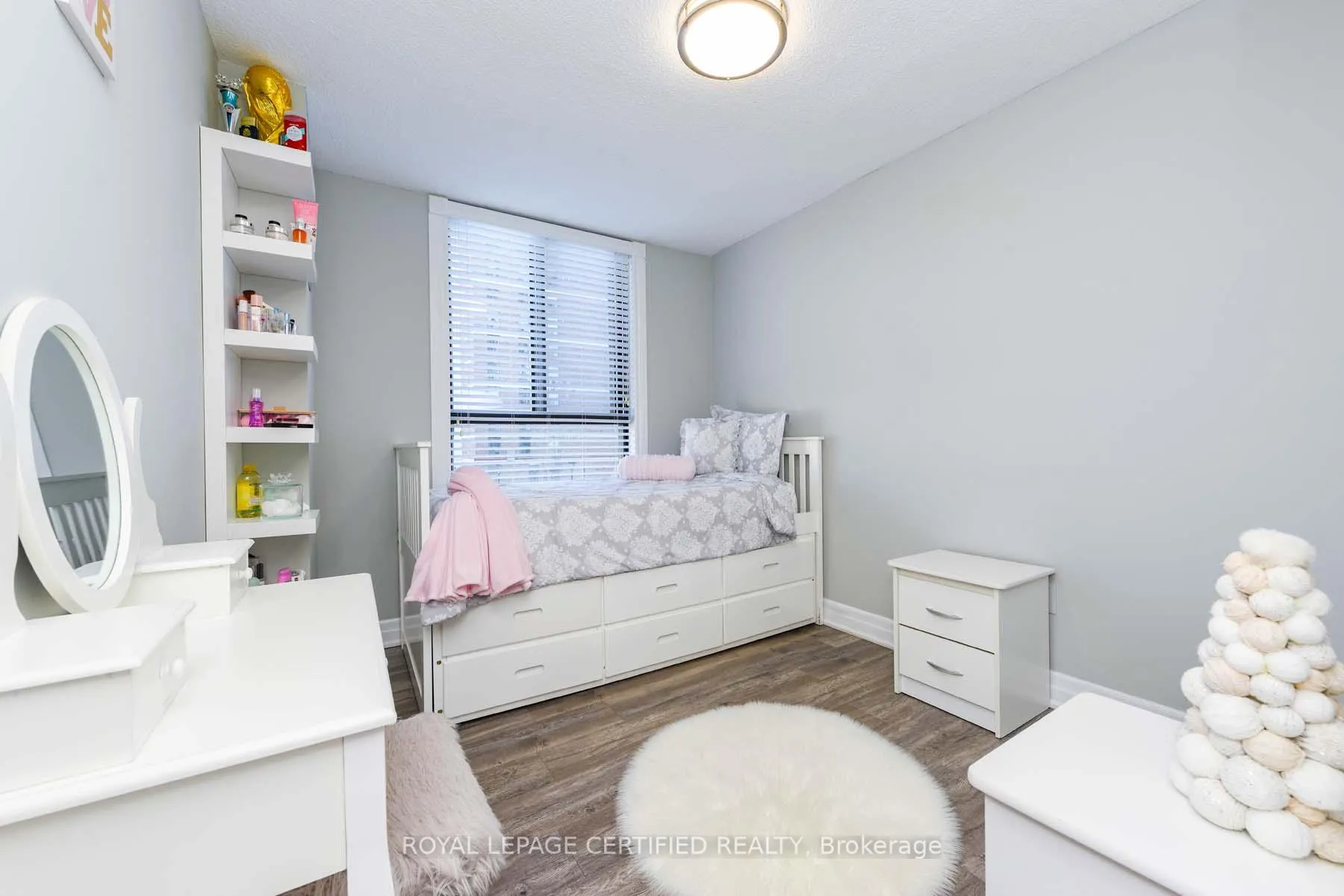Photo 6 of Unit 204, 3170 Kirwin Avenue E, Mississauga, Cooksville — HOMEH
