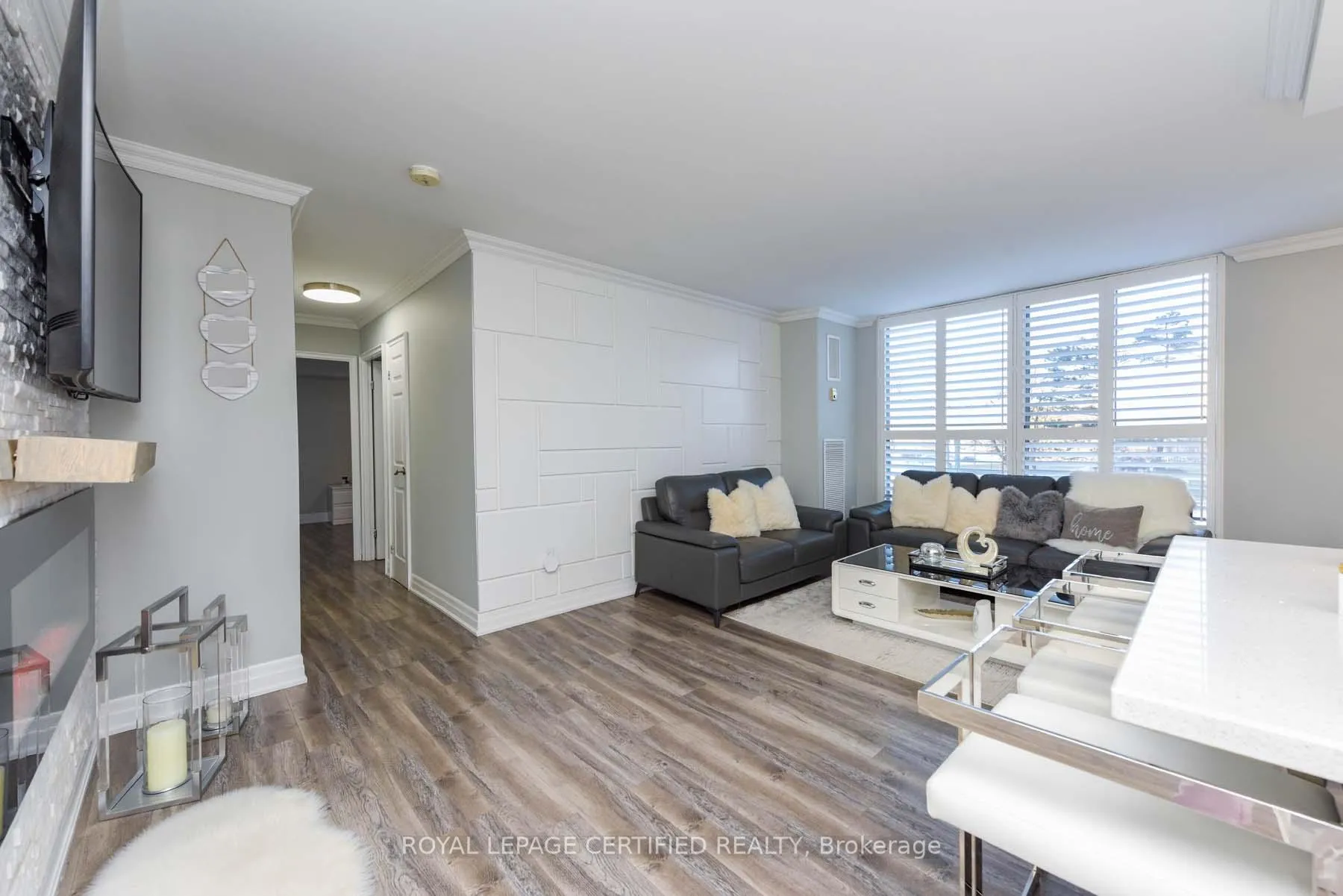 Photo 10 of Unit 204, 3170 Kirwin Avenue E, Mississauga, Cooksville — HOMEH