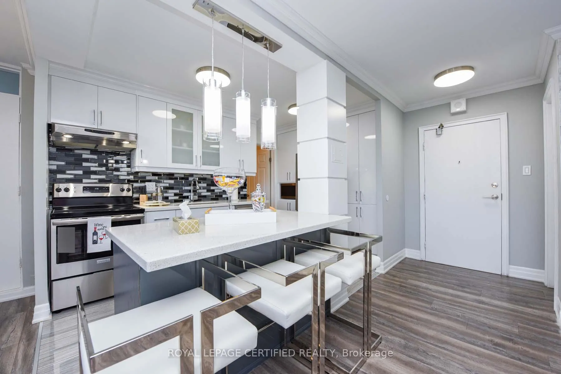 Photo 15 of Unit 204, 3170 Kirwin Avenue E, Mississauga, Cooksville — HOMEH
