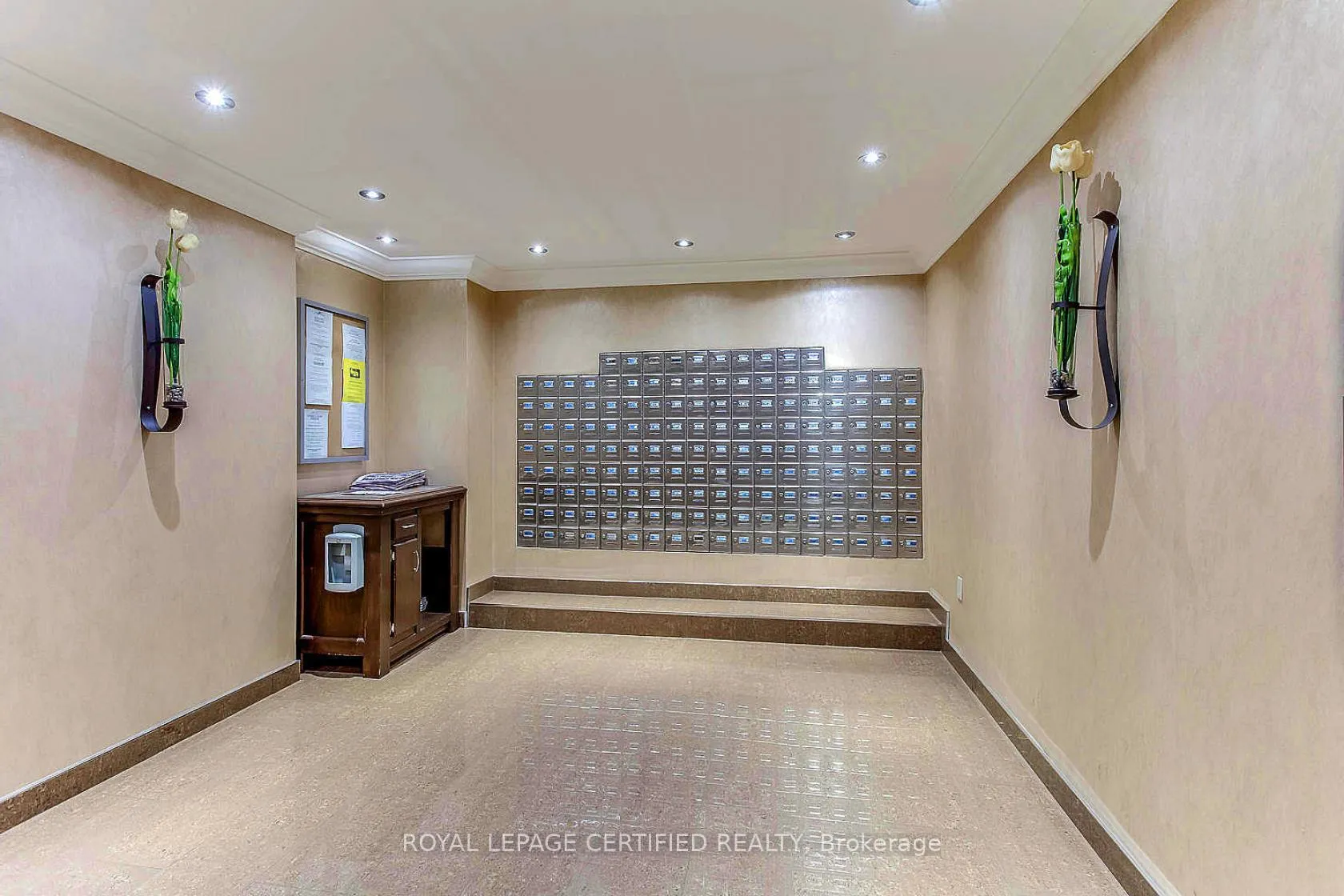 Photo 38 of Unit 204, 3170 Kirwin Avenue E, Mississauga, Cooksville — HOMEH
