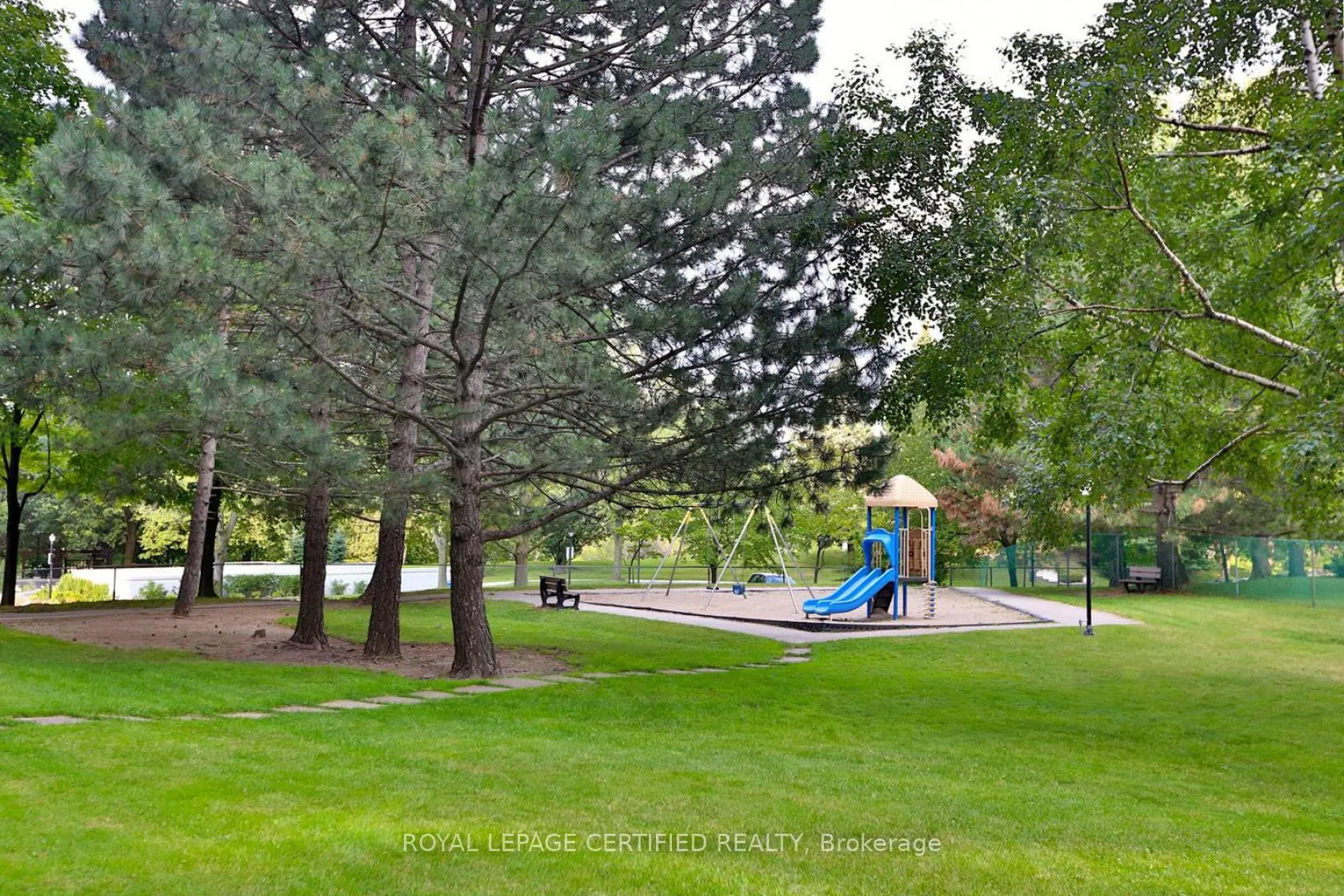 Photo 41 of Unit 204, 3170 Kirwin Avenue E, Mississauga, Cooksville — HOMEH