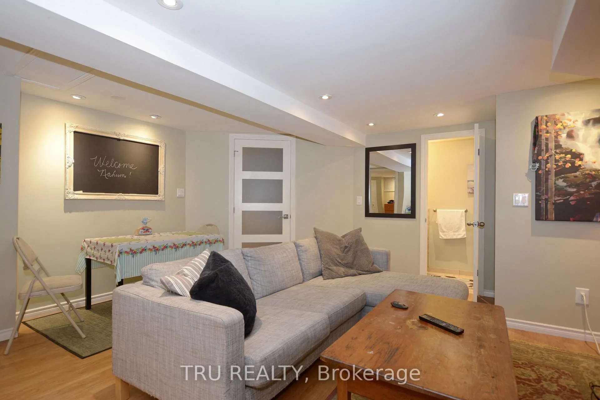 Photo 7 of Unit B, 1106 Clyde Avenue, Ottawa, Copeland Park — HOMEH